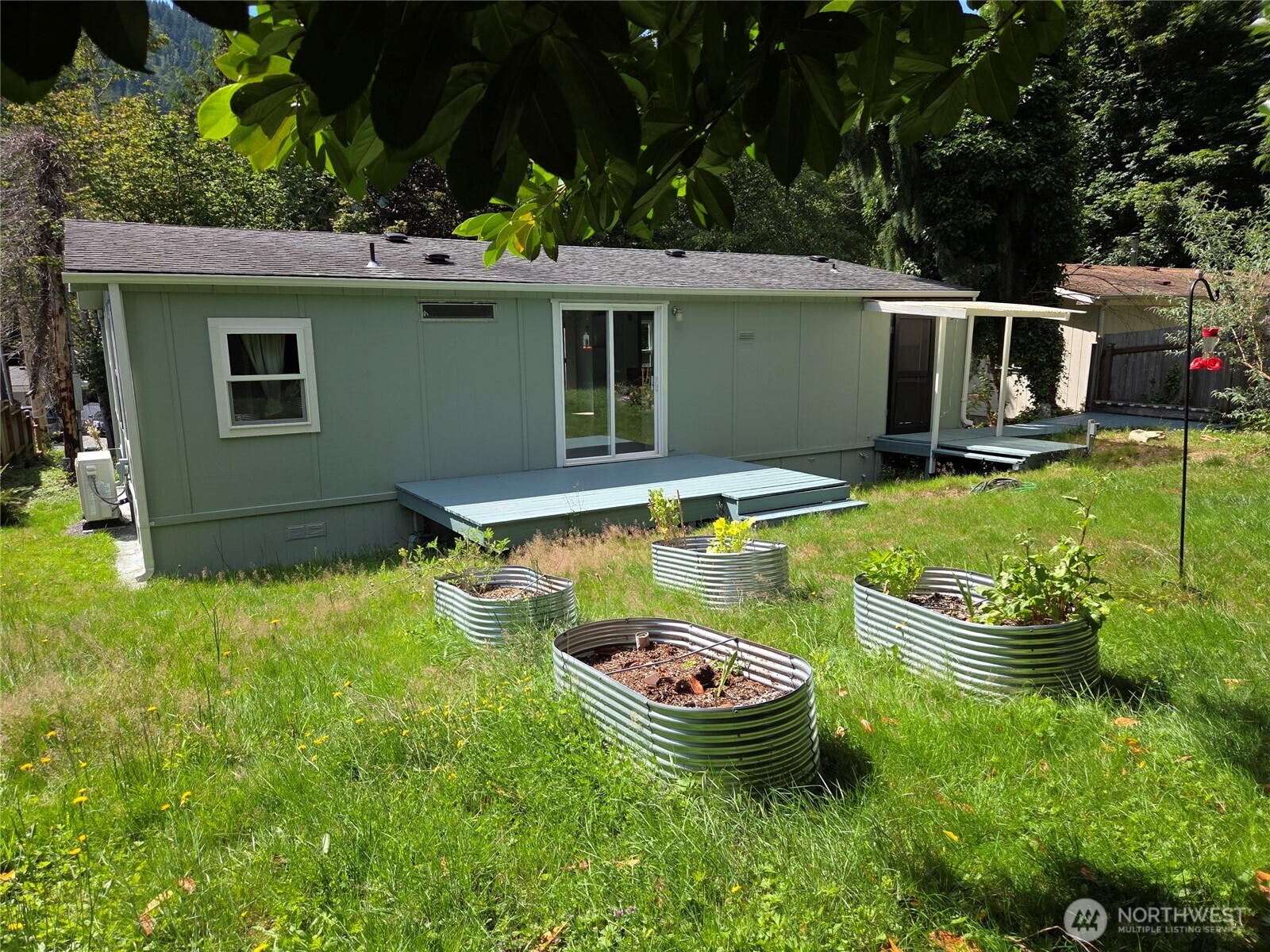 482 Hilltop Drive Property Photo 25