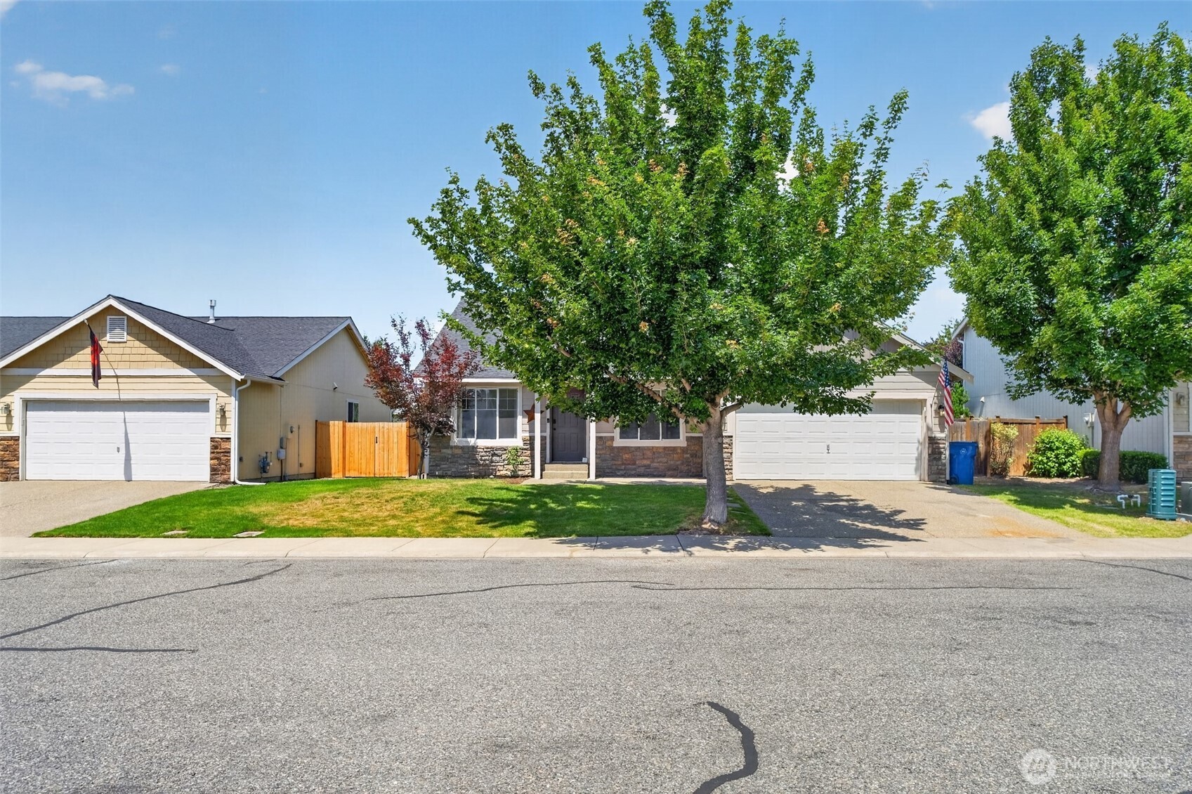 107 W 26th Avenue Property Photo 2