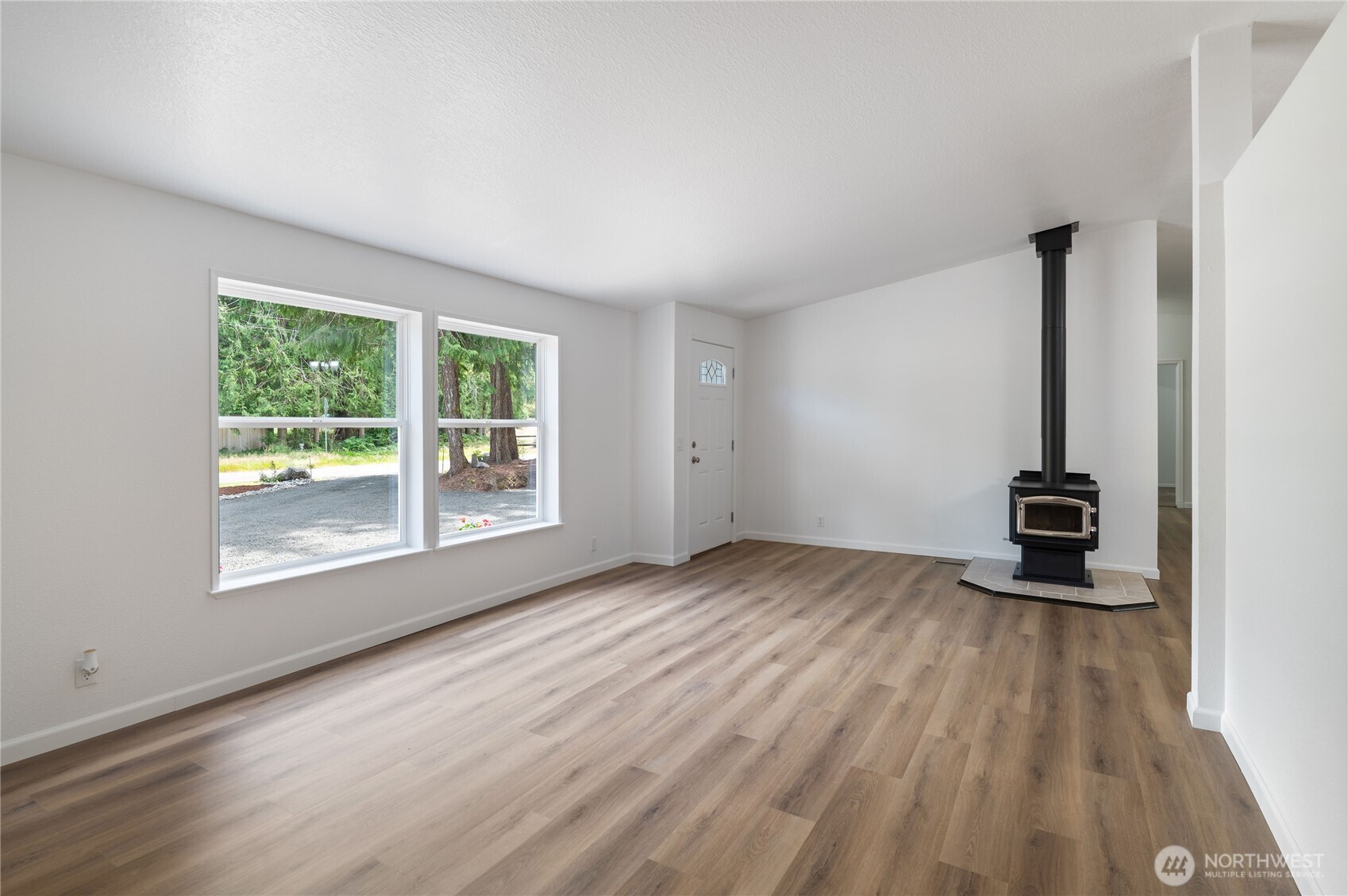 21 E Willopa Road Property Photo 13