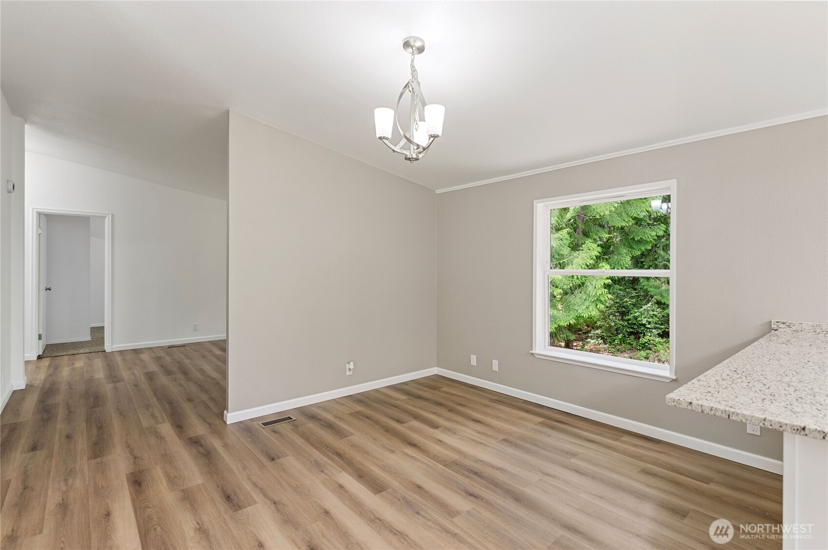 21 E Willopa Road Property Photo 23