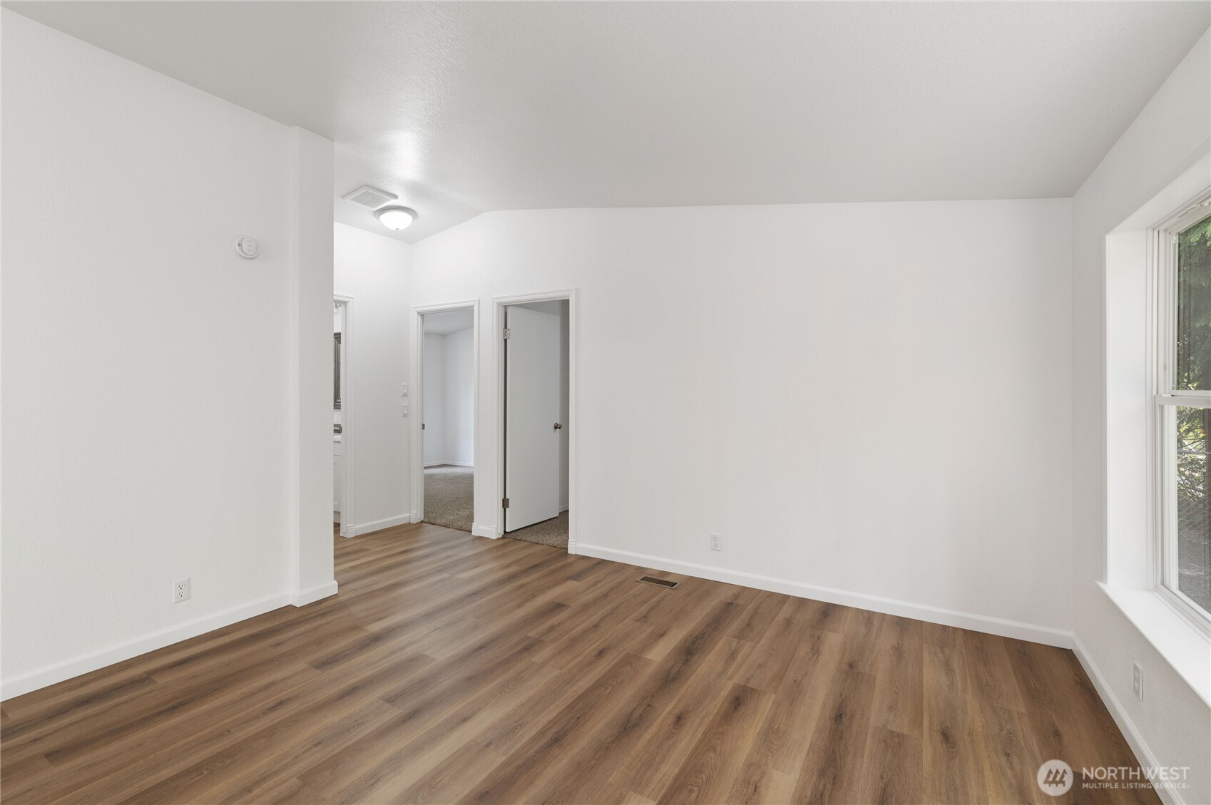 21 E Willopa Road Property Photo 24