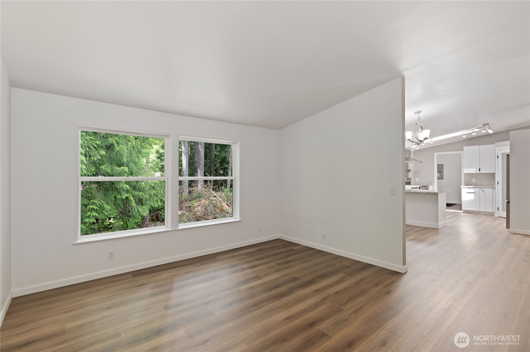 21 E Willopa Road Property Photo 26