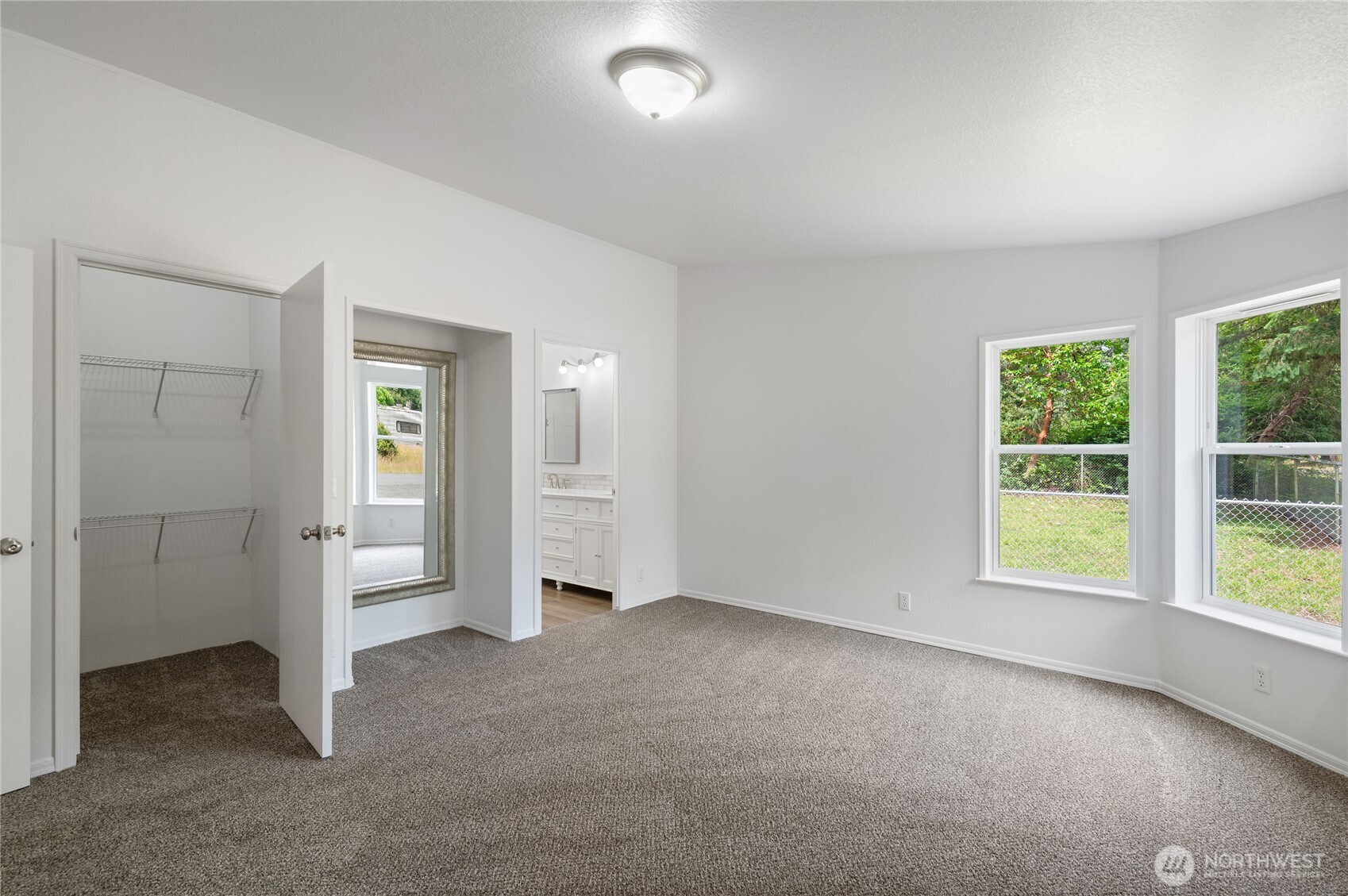 21 E Willopa Road Property Photo 29