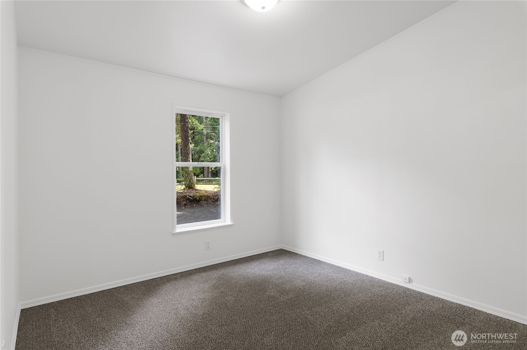 21 E Willopa Road Property Photo 33