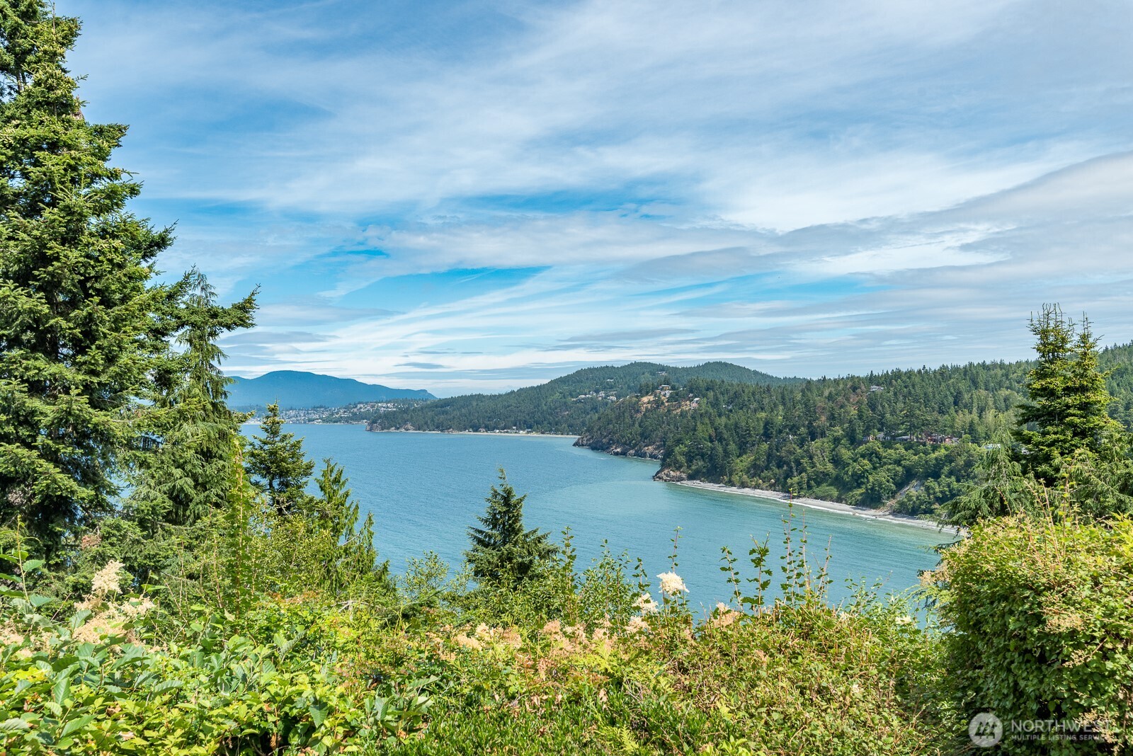 4053 Edith Point Road Property Photo 1