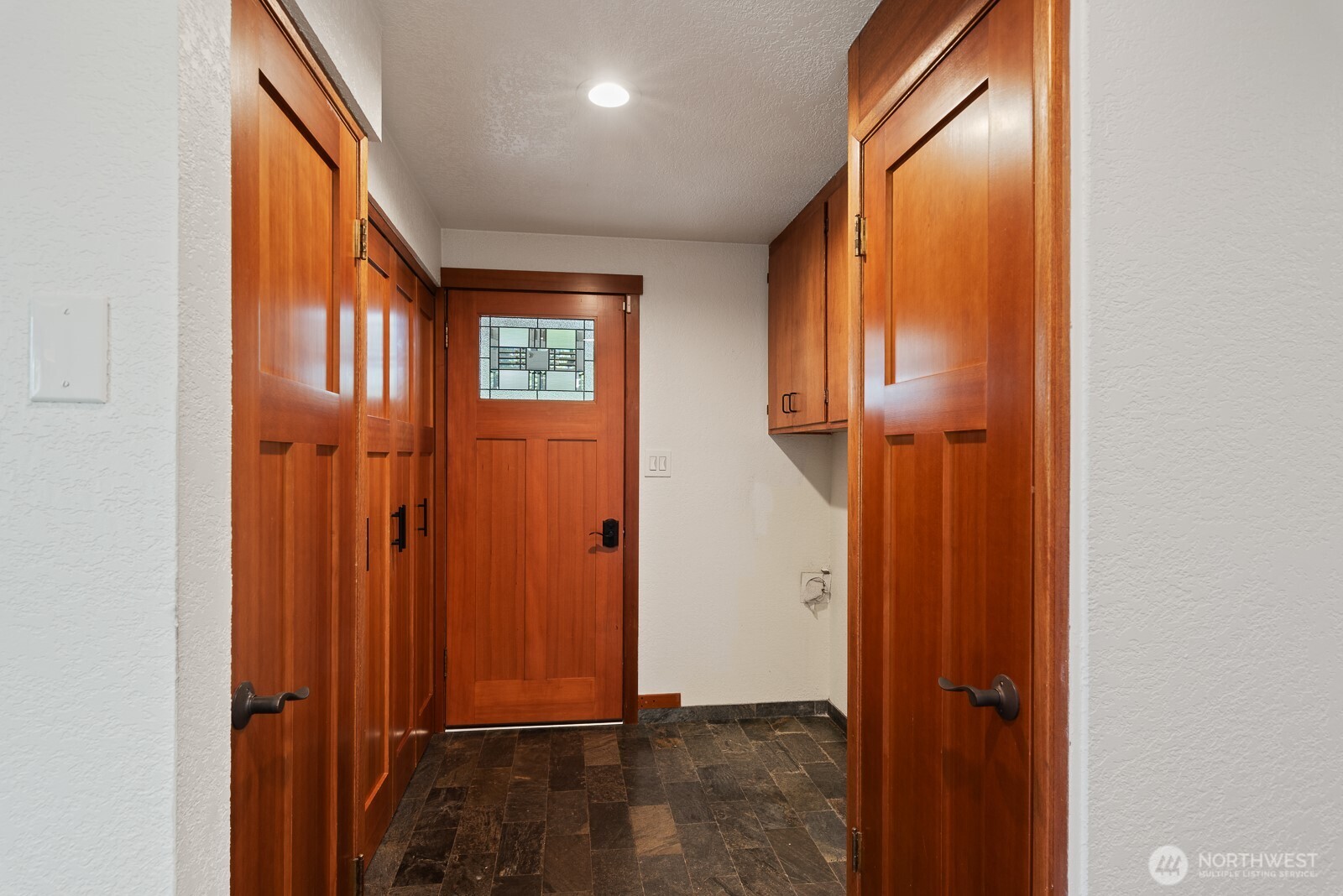 4053 Edith Point Road Property Photo 27