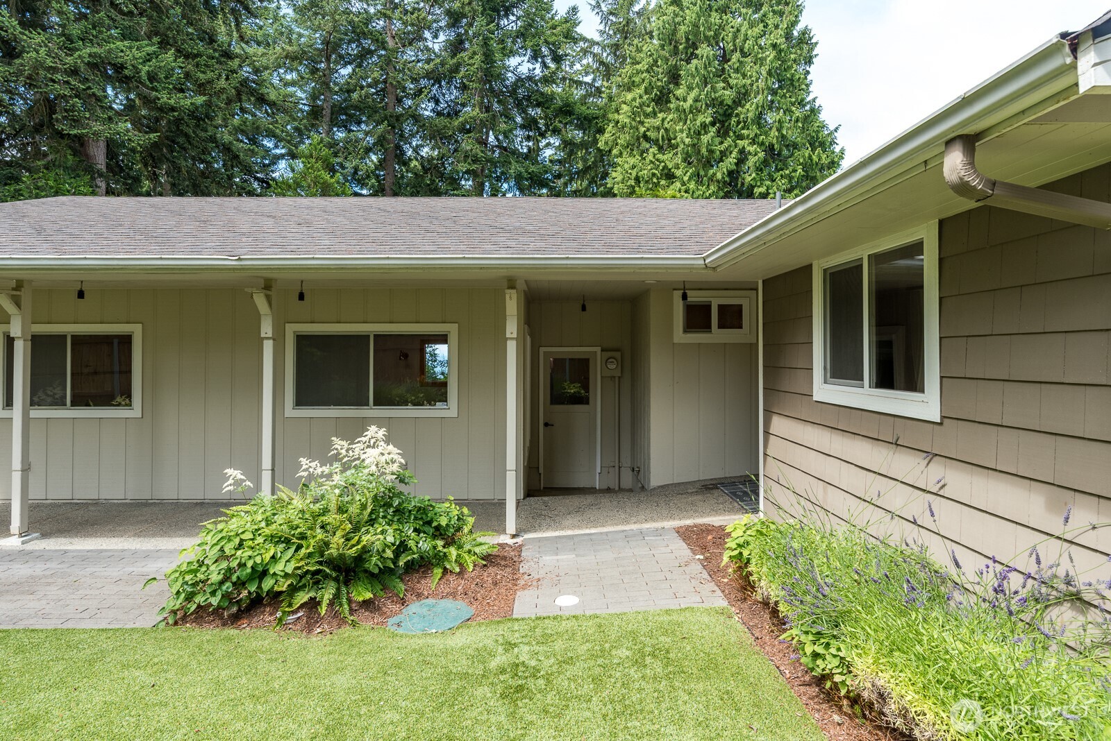4053 Edith Point Road Property Photo 31