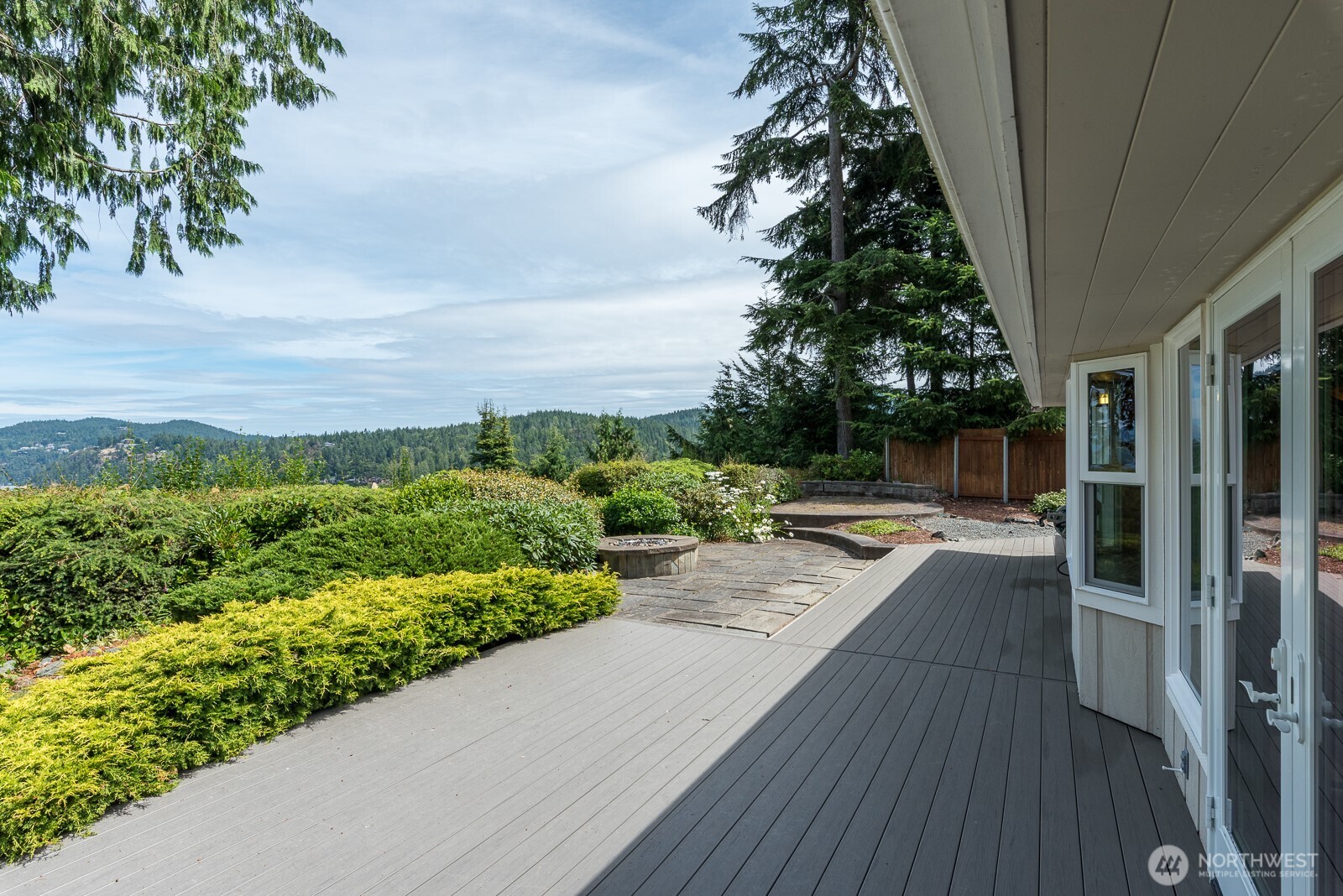 4053 Edith Point Road Property Photo 36