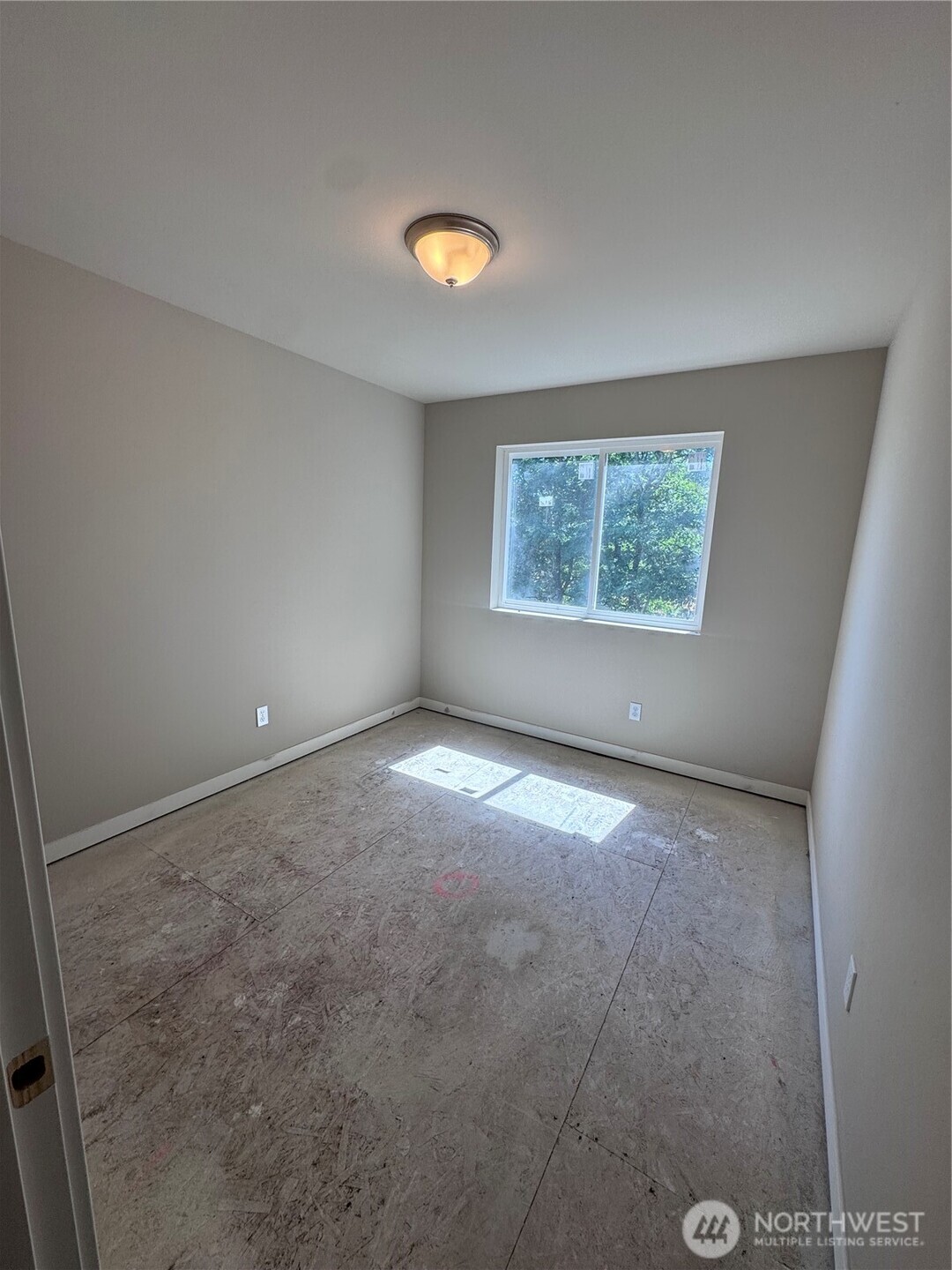 9512 Solberg Court Property Photo 11