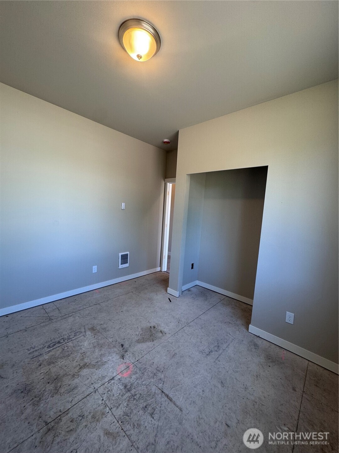 9512 Solberg Court Property Photo 13