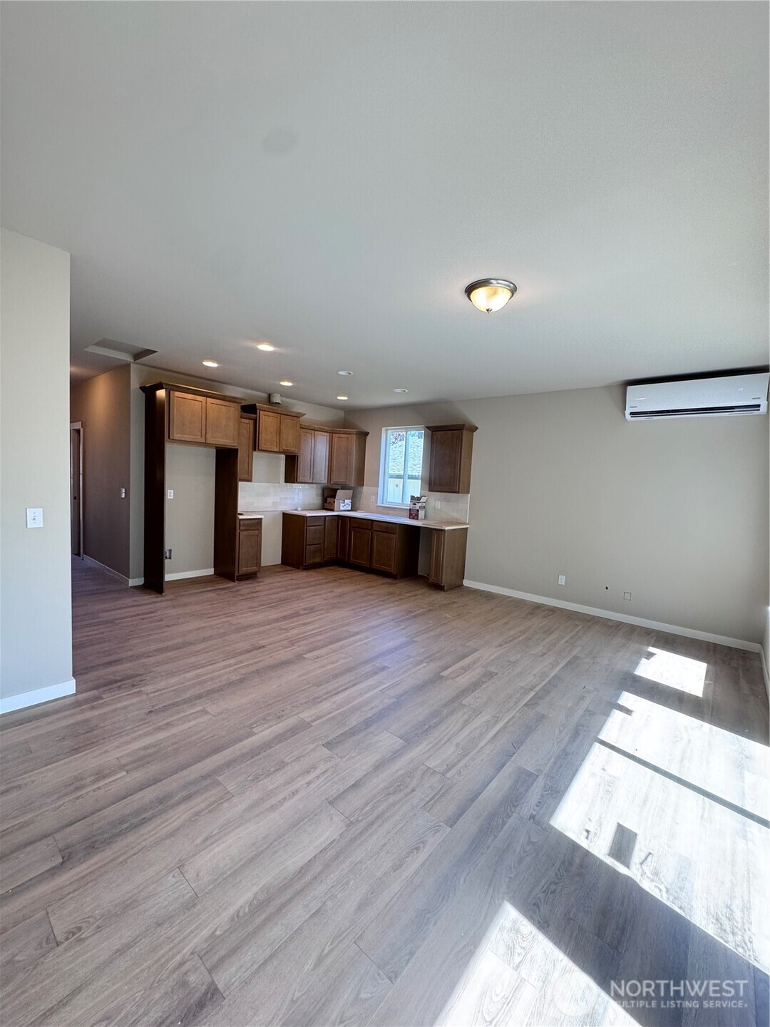 9512 Solberg Court Property Photo 16