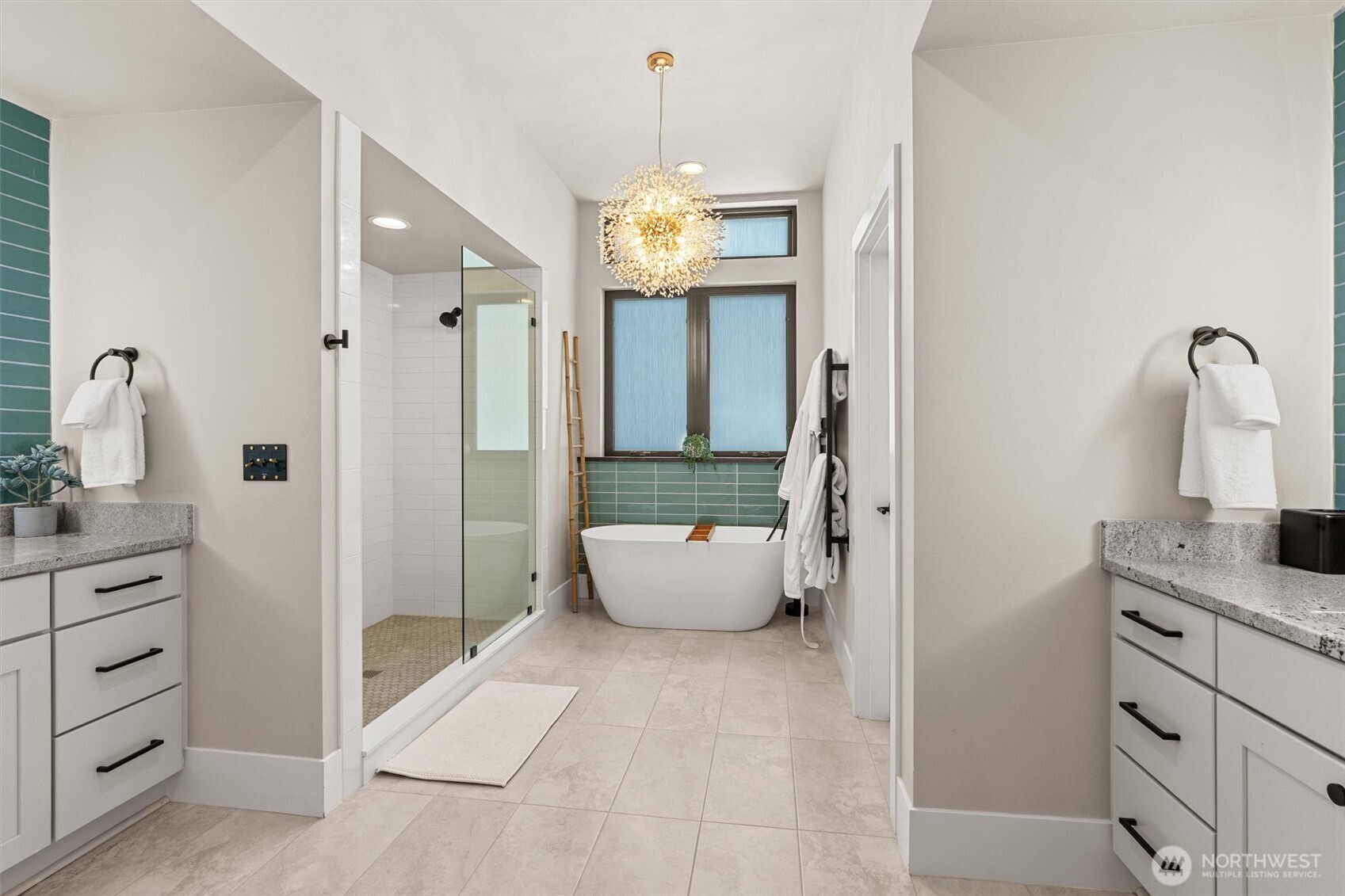 8836 Canal Road Property Photo 15