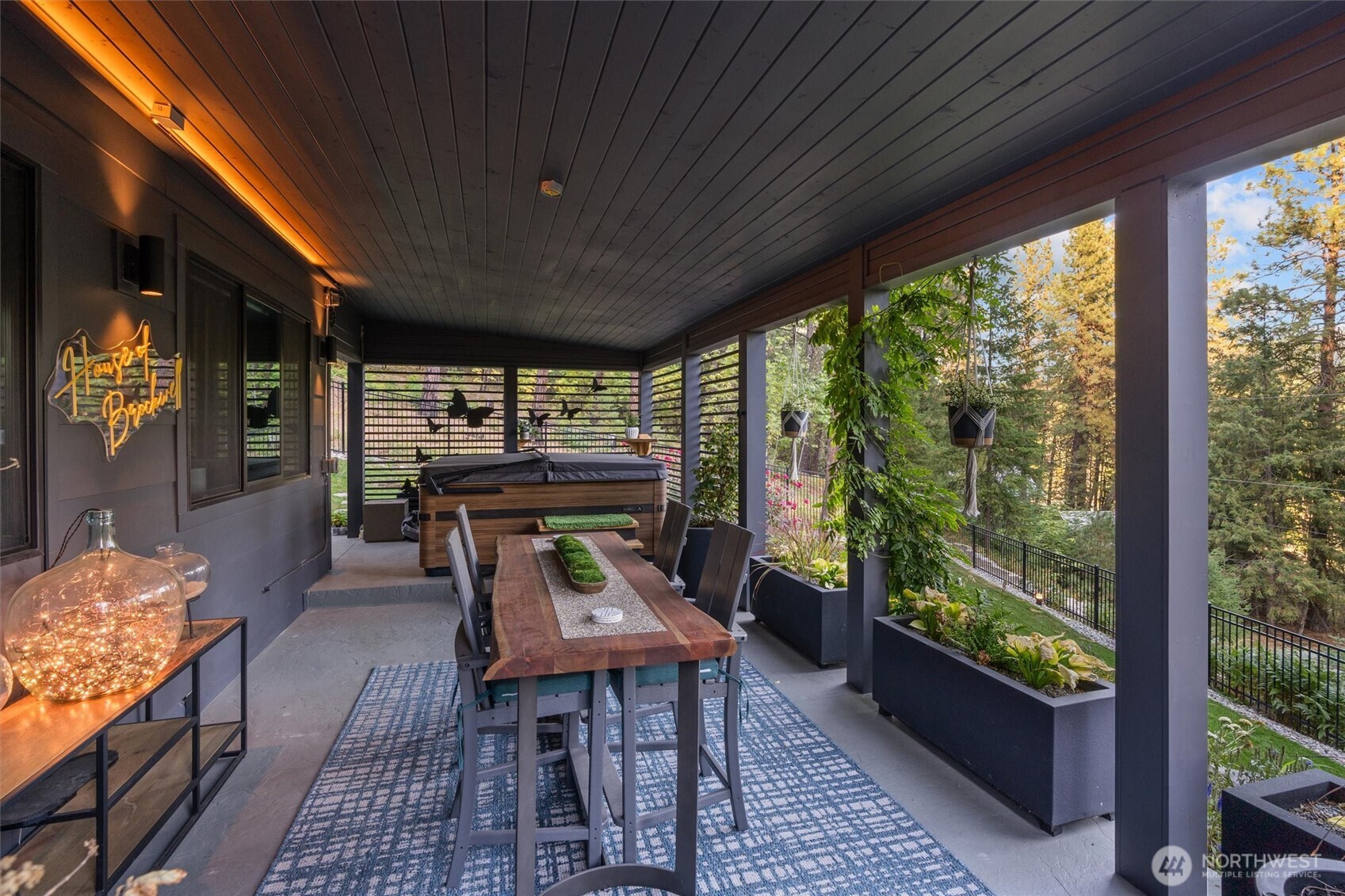8836 Canal Road Property Photo 27