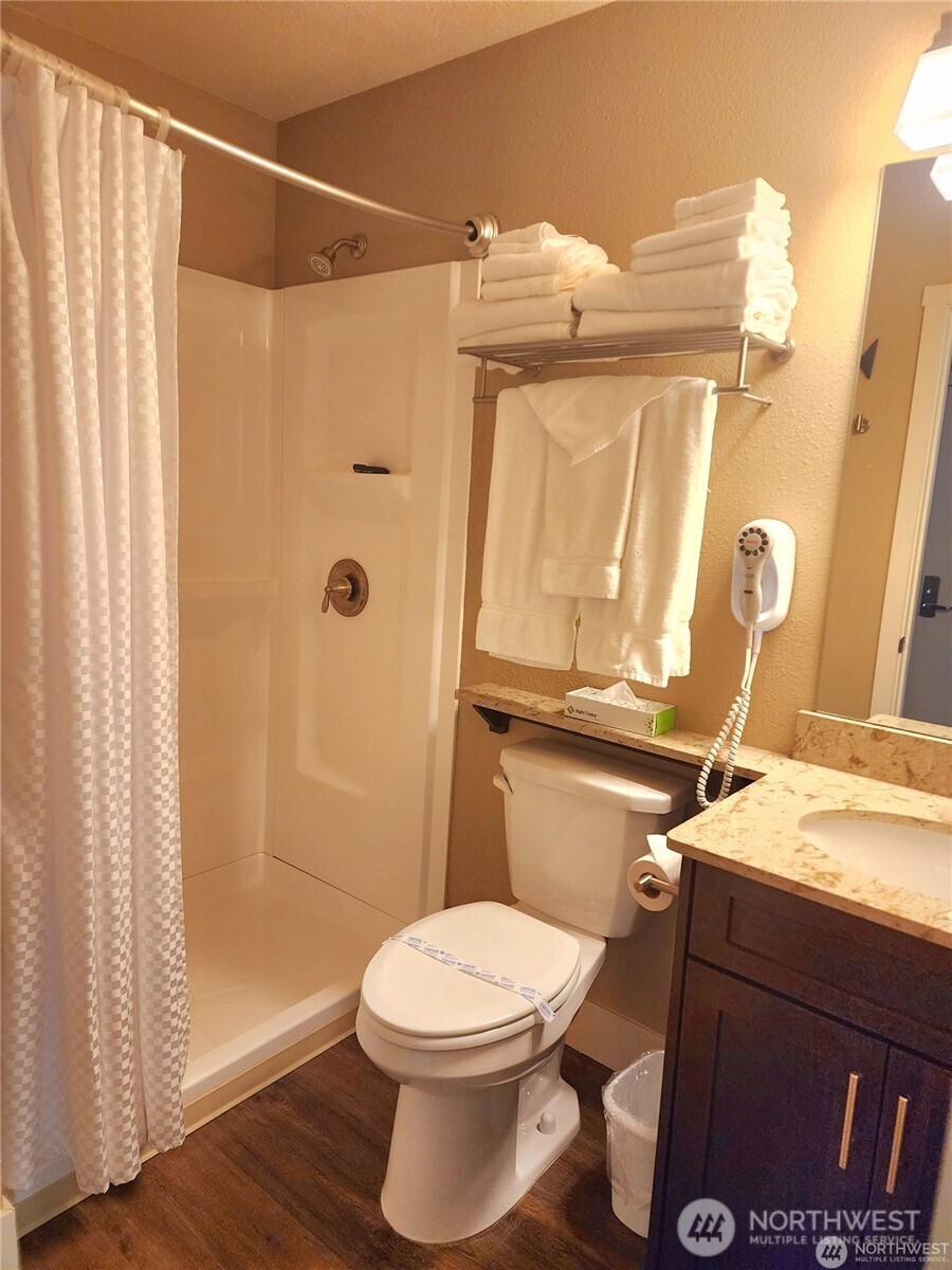 1 Beach 589-c Property Photo 15