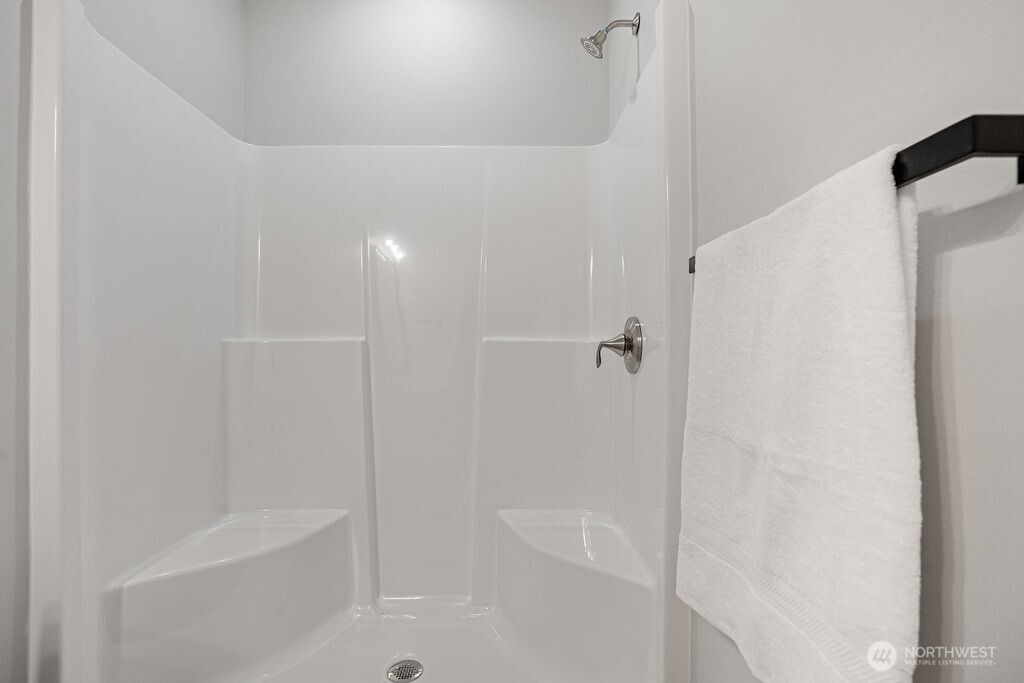 2133 W Peninsula Drive Property Photo 10