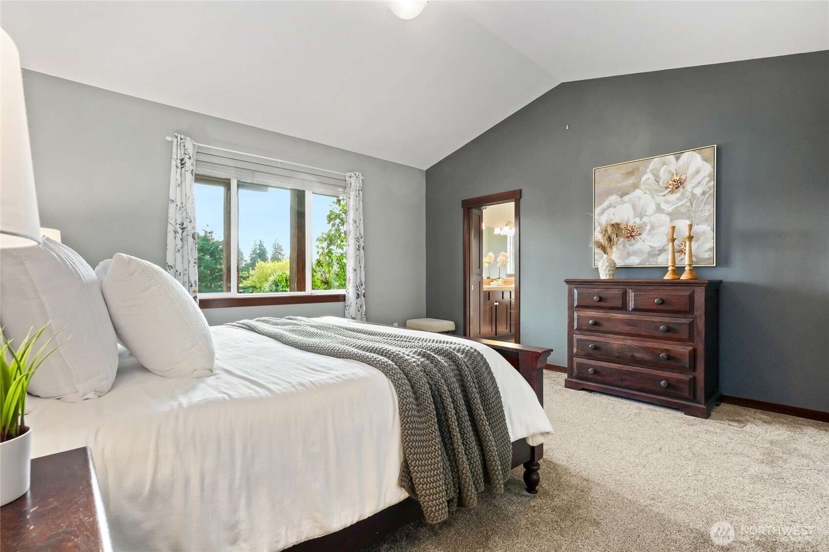 10920 233rd Street Property Photo 17