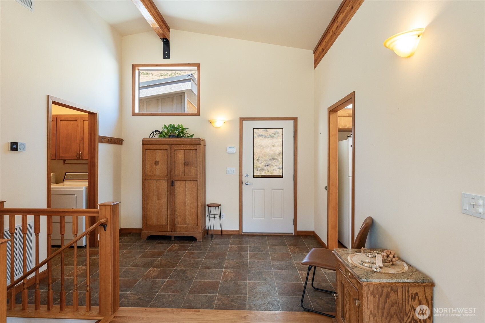 7400 Colockum Road Property Photo 9