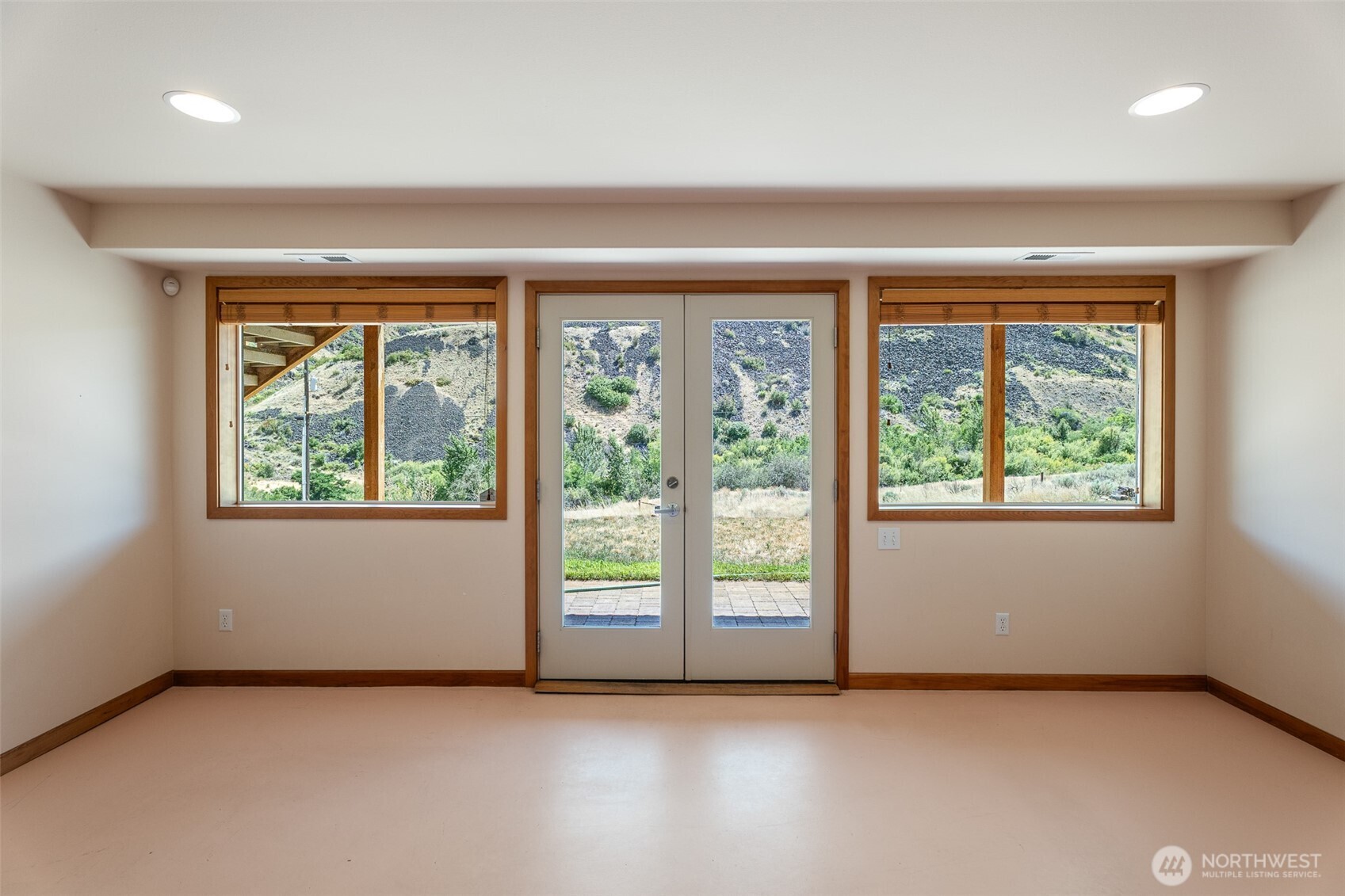 7400 Colockum Road Property Photo 23