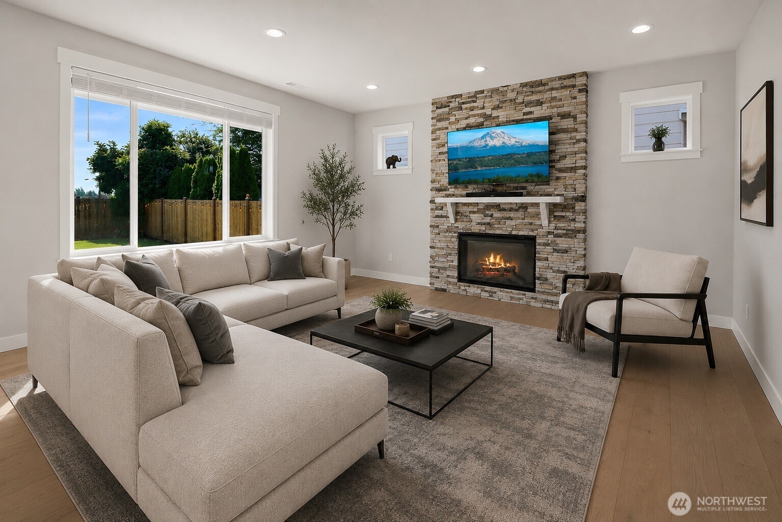 17115 11th Place B Property Photo 5