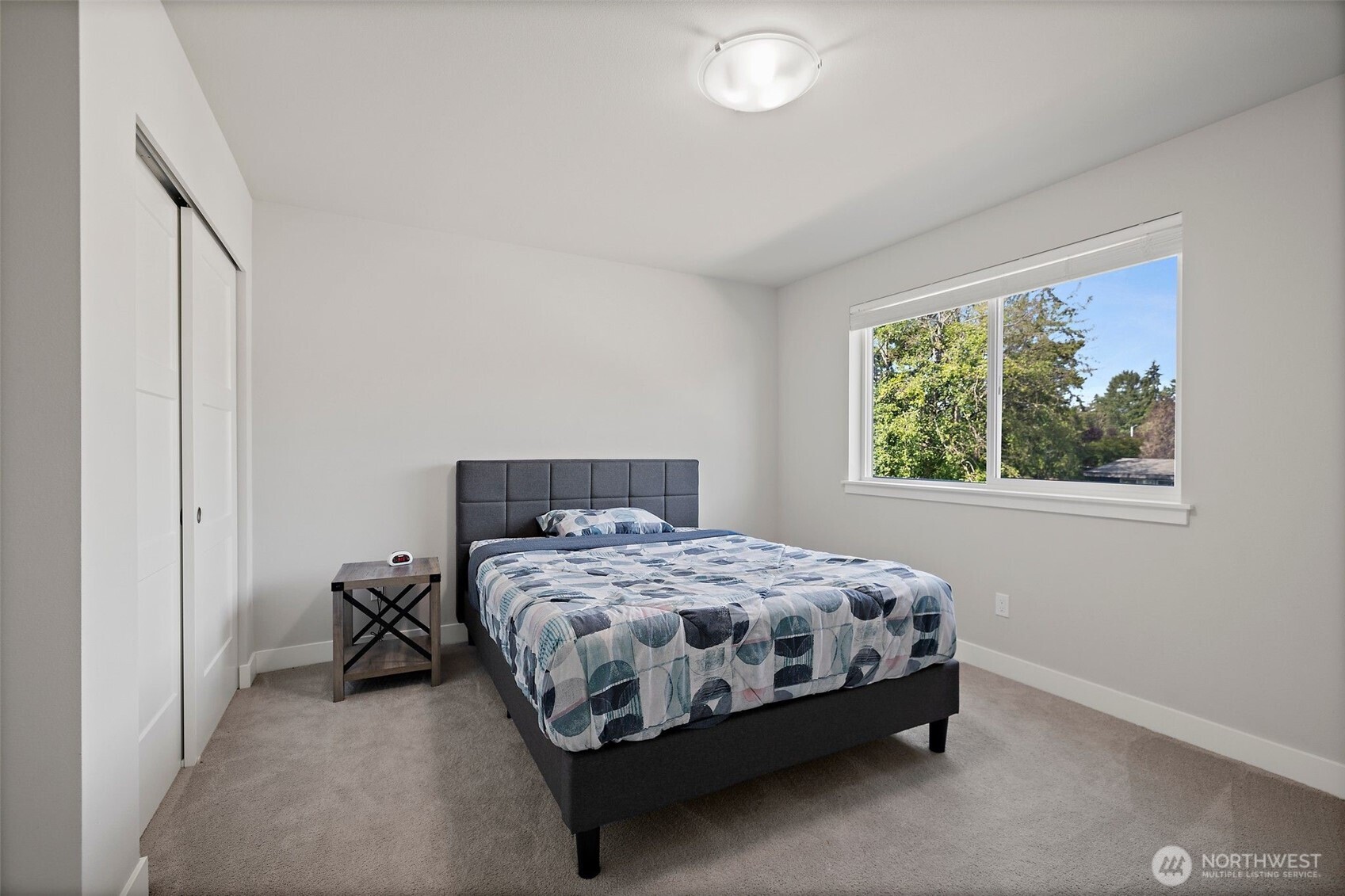 17115 11th Place B Property Photo 20