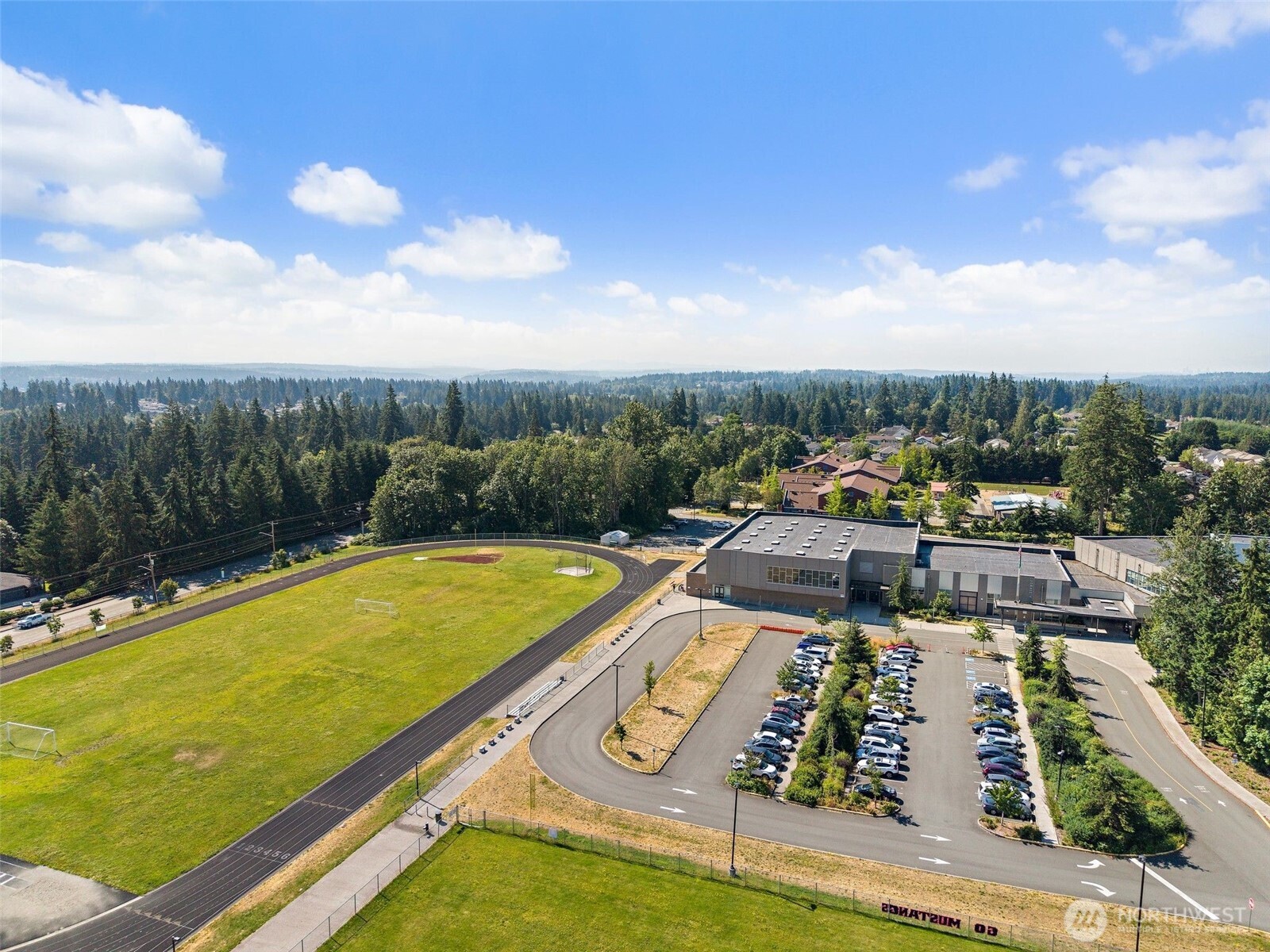 17115 11th Place B Property Photo 27