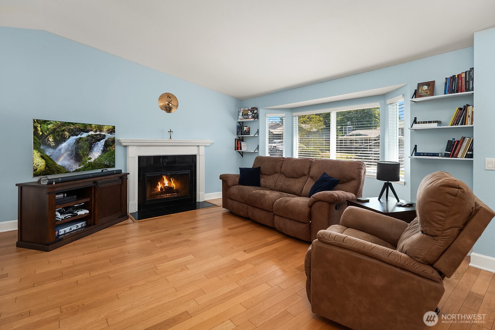 1133 235th Place Property Photo 2