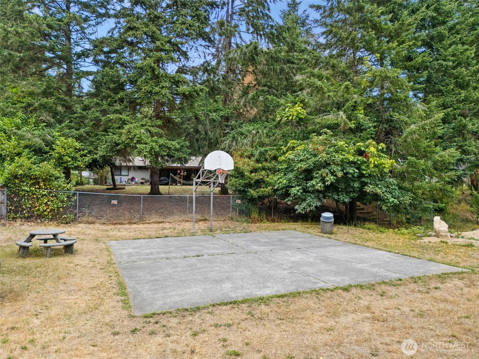 140 Ne Rainier Place Property Photo 30