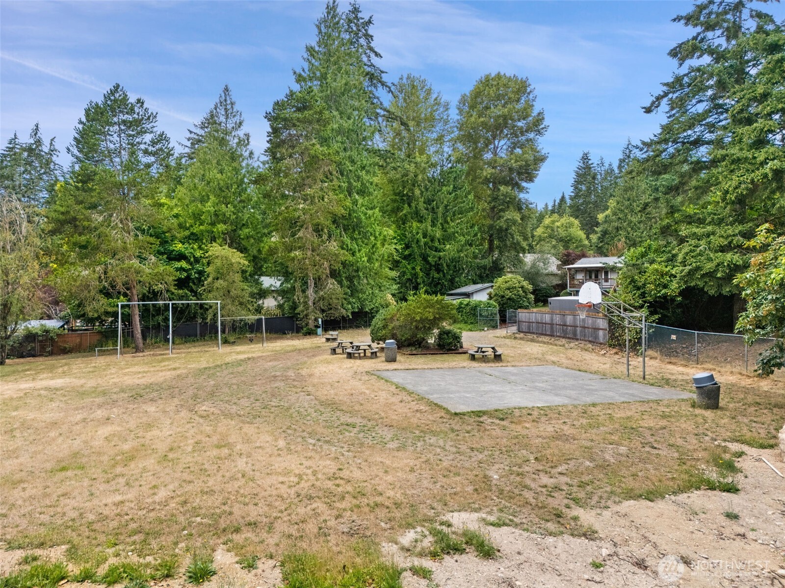 140 Ne Rainier Place Property Photo 32