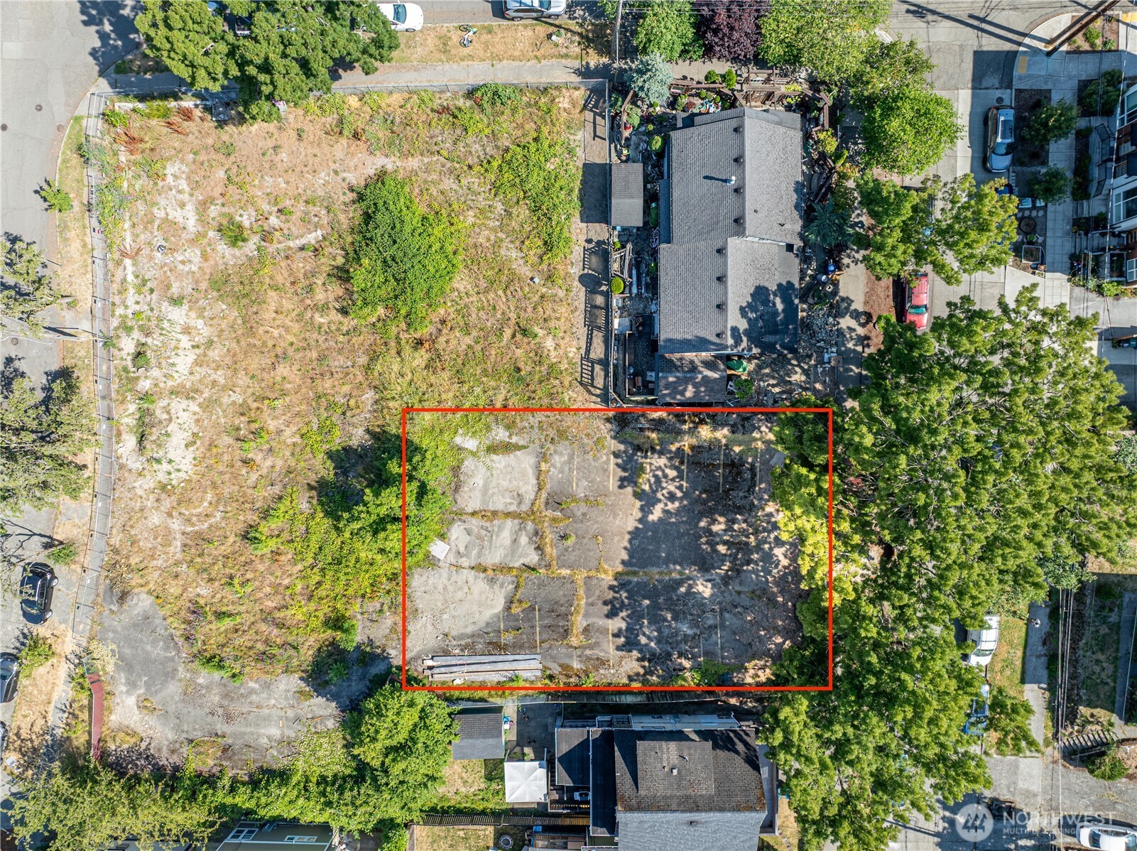811 29th Avenue Property Photo 3