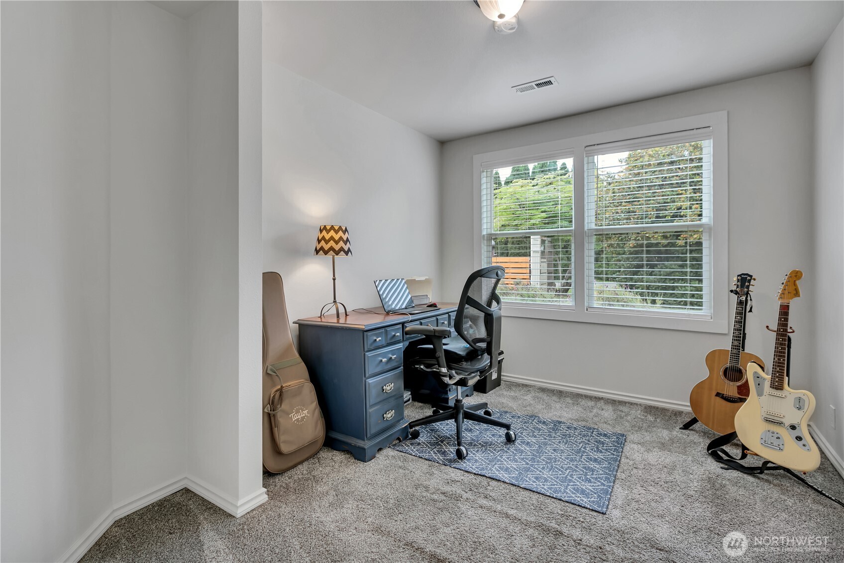 406 1st Avenue Property Photo 13