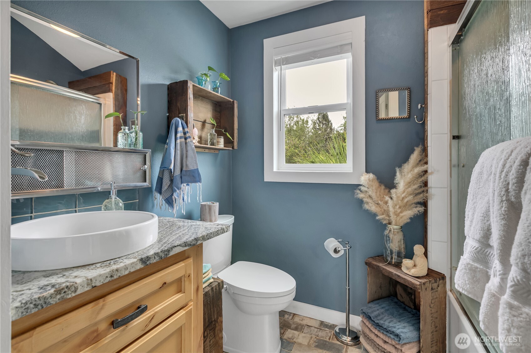 406 1st Avenue Property Photo 14