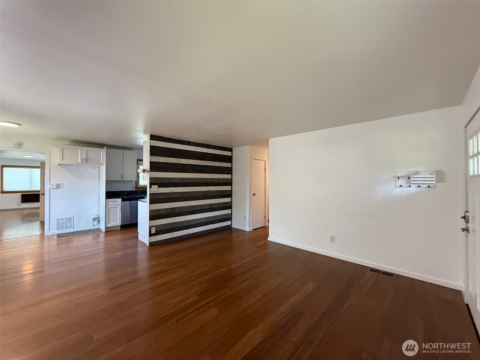424 Sw 3rd Street Property Photo 5
