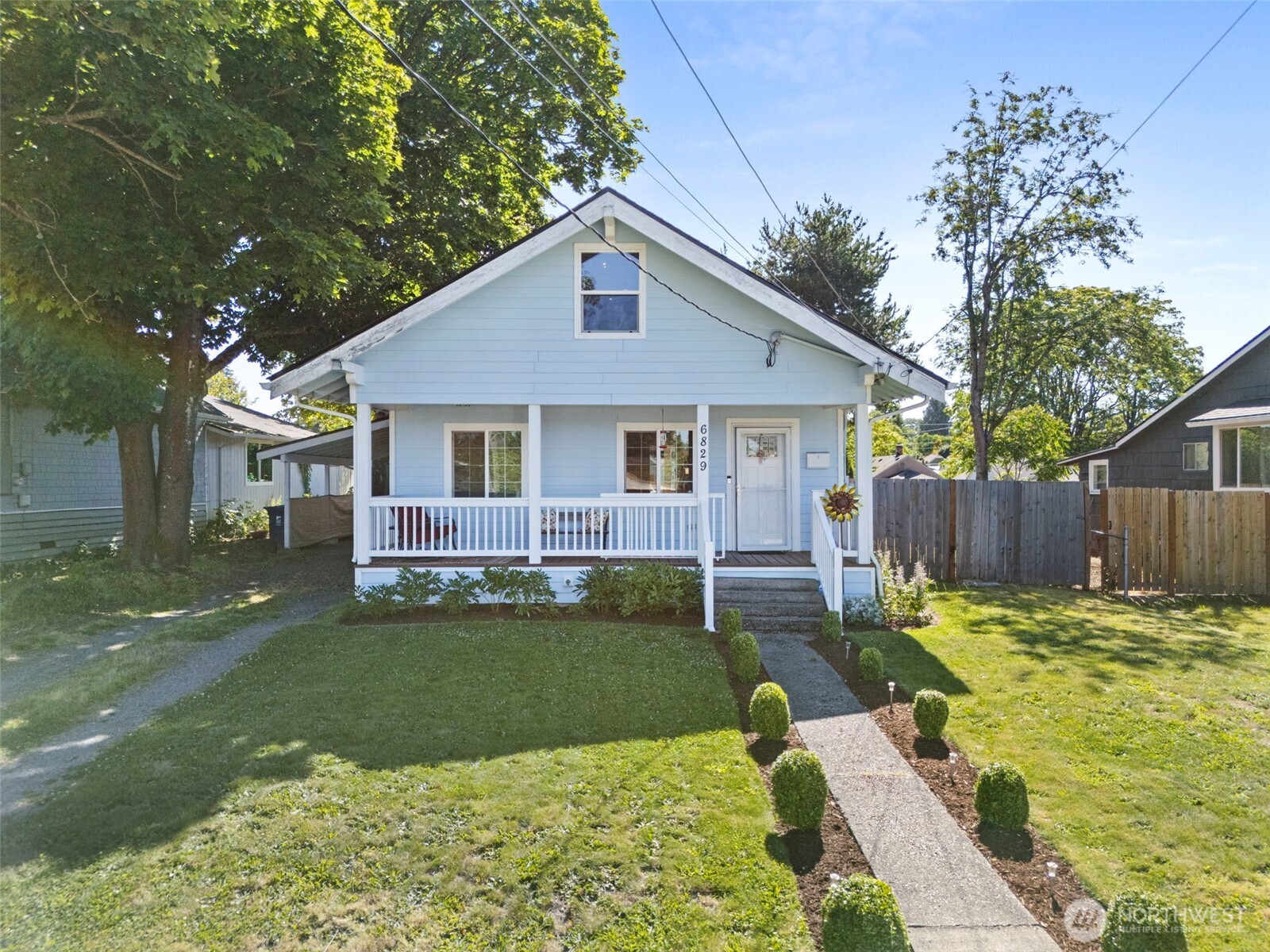 6829 S Thompson Avenue Property Photo 1