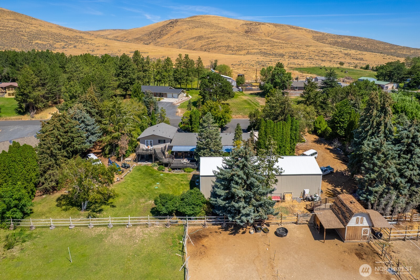 5255 Nw Painted Hills Drive Property Photo 9