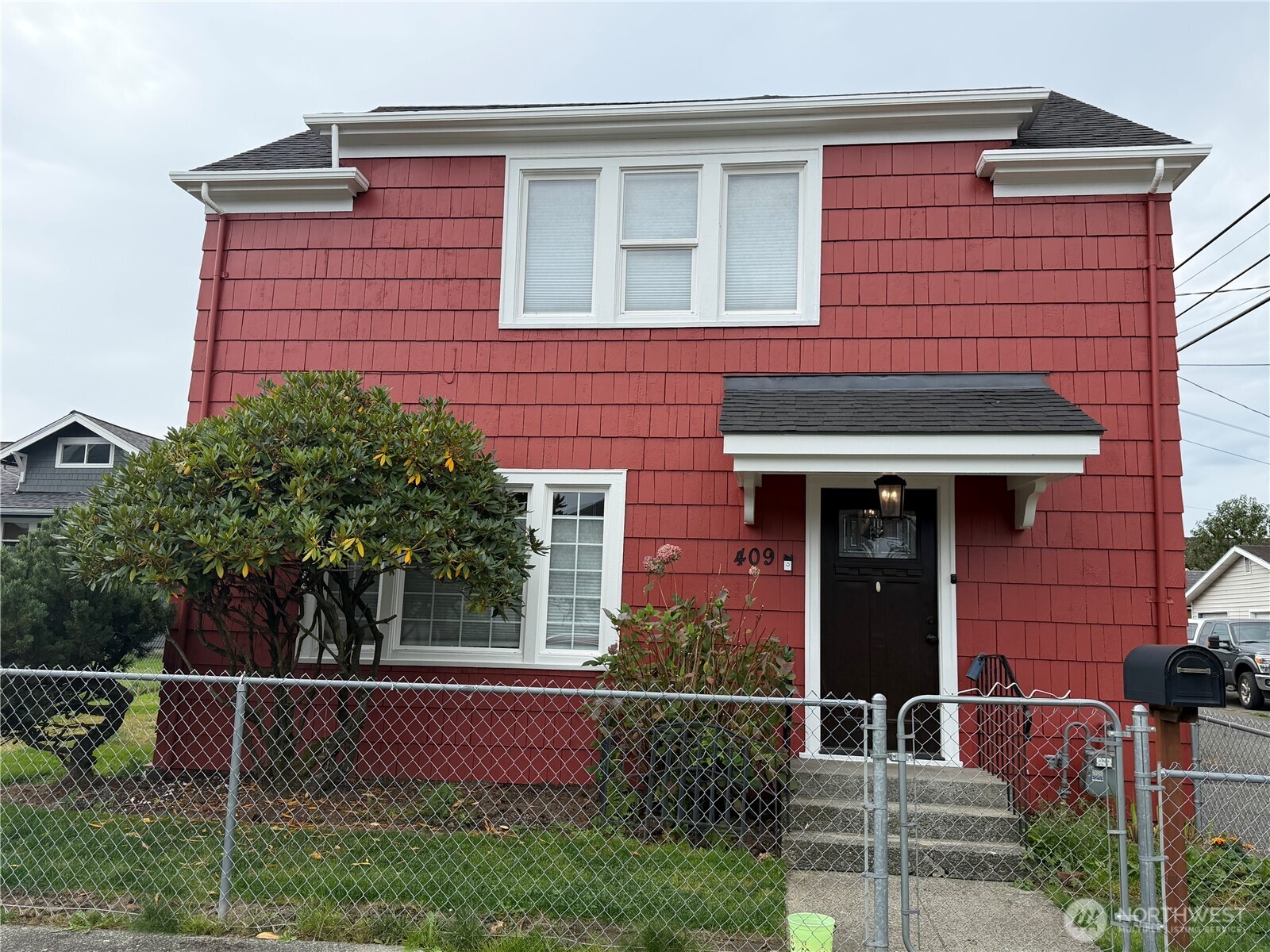 409 N Jefferson Street Property Photo 1
