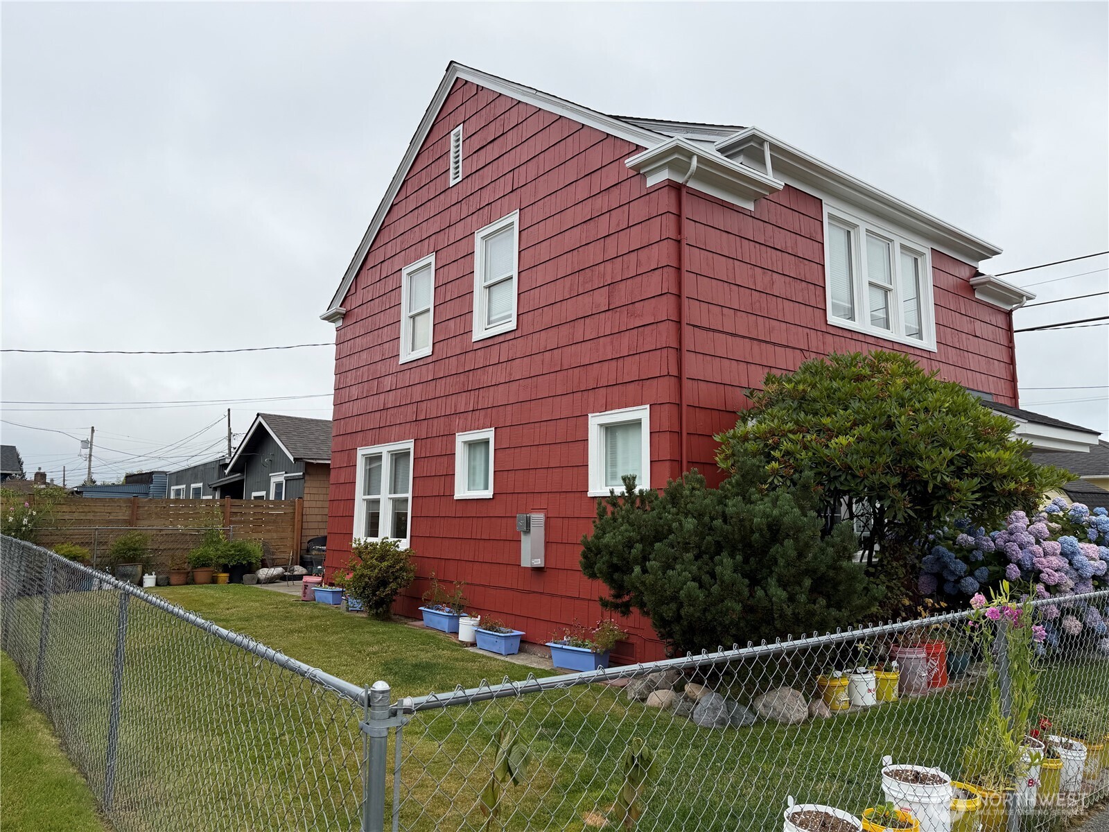 409 N Jefferson Street Property Photo 2