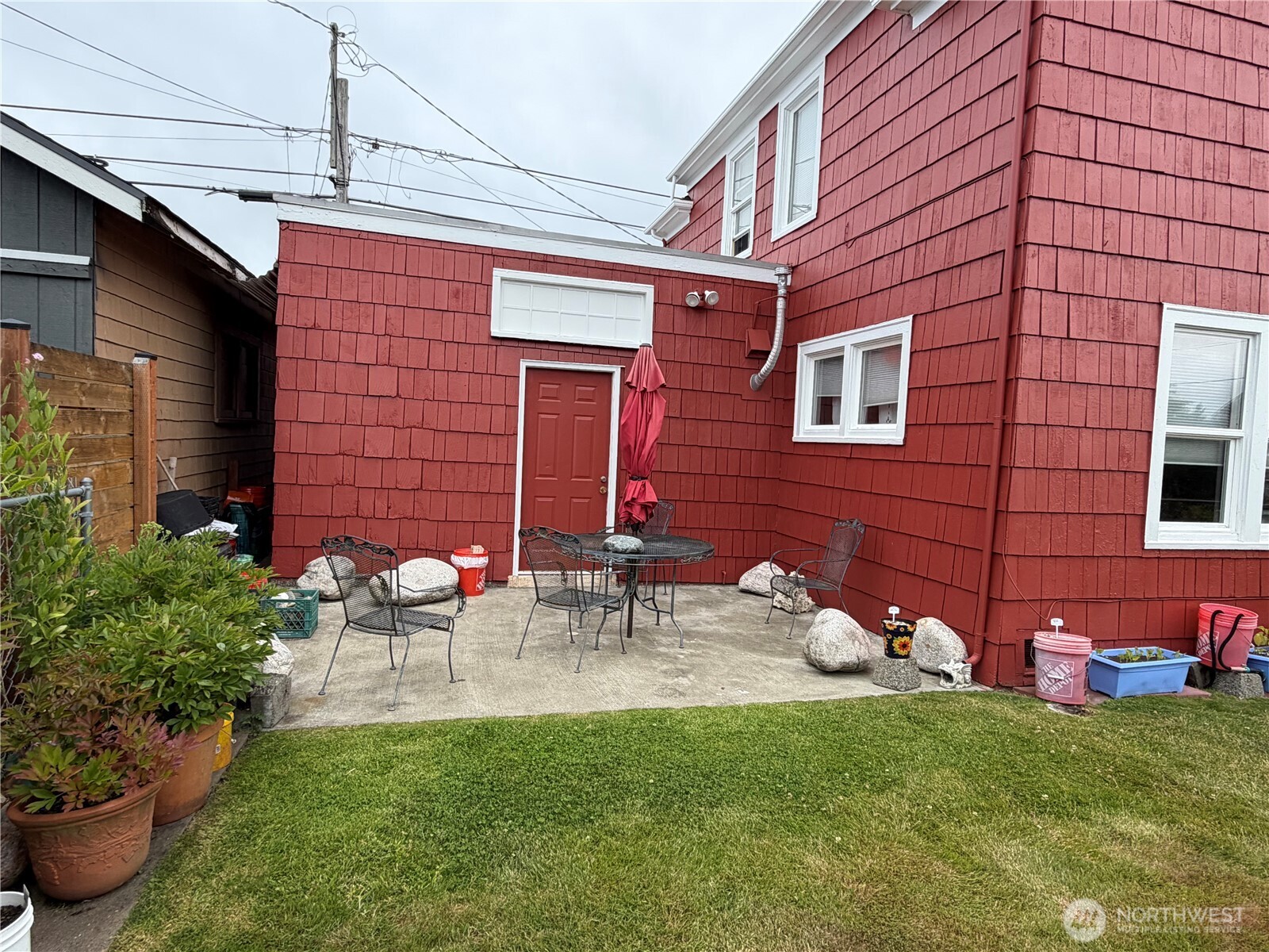 409 N Jefferson Street Property Photo 5