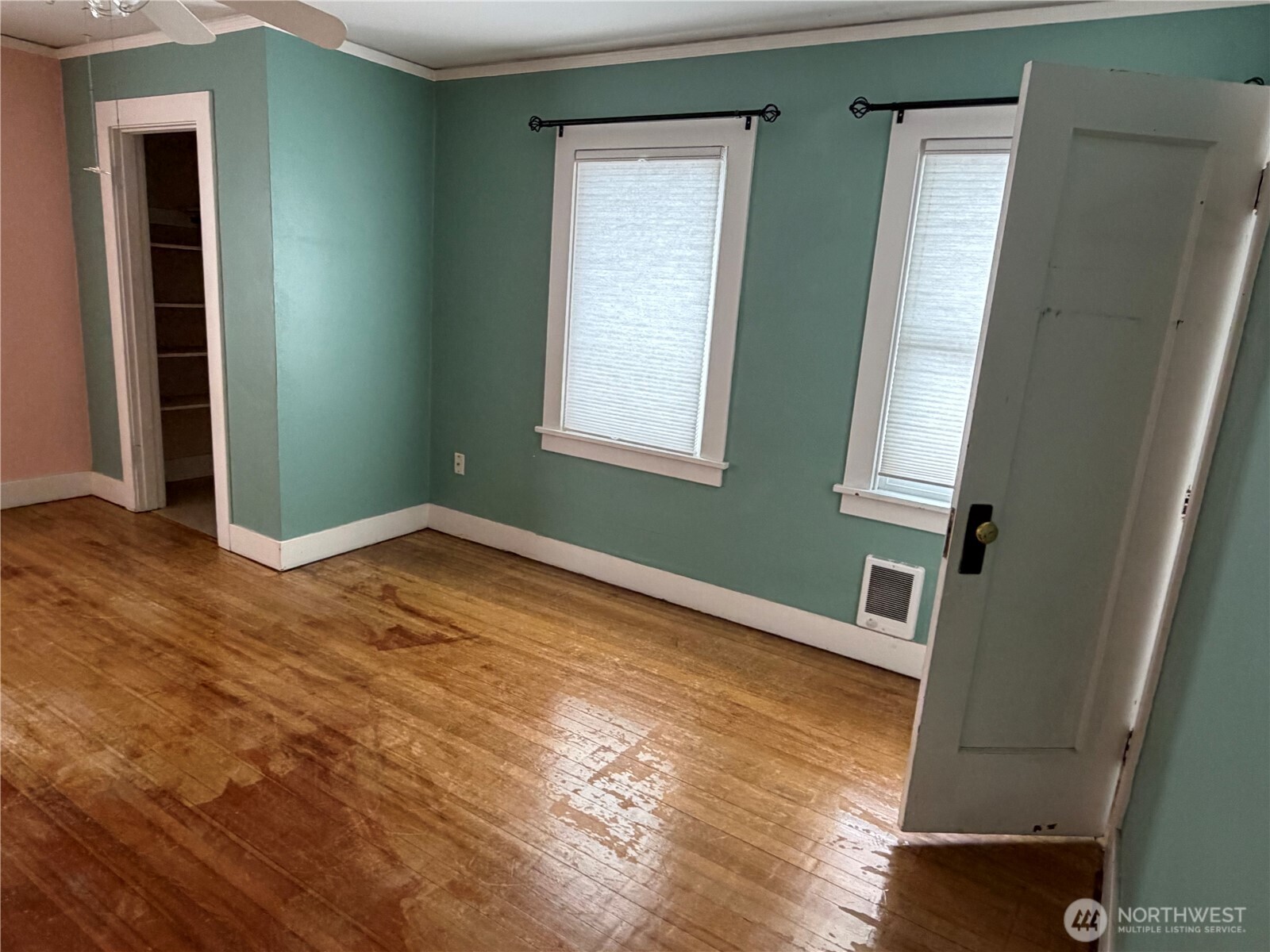 409 N Jefferson Street Property Photo 36