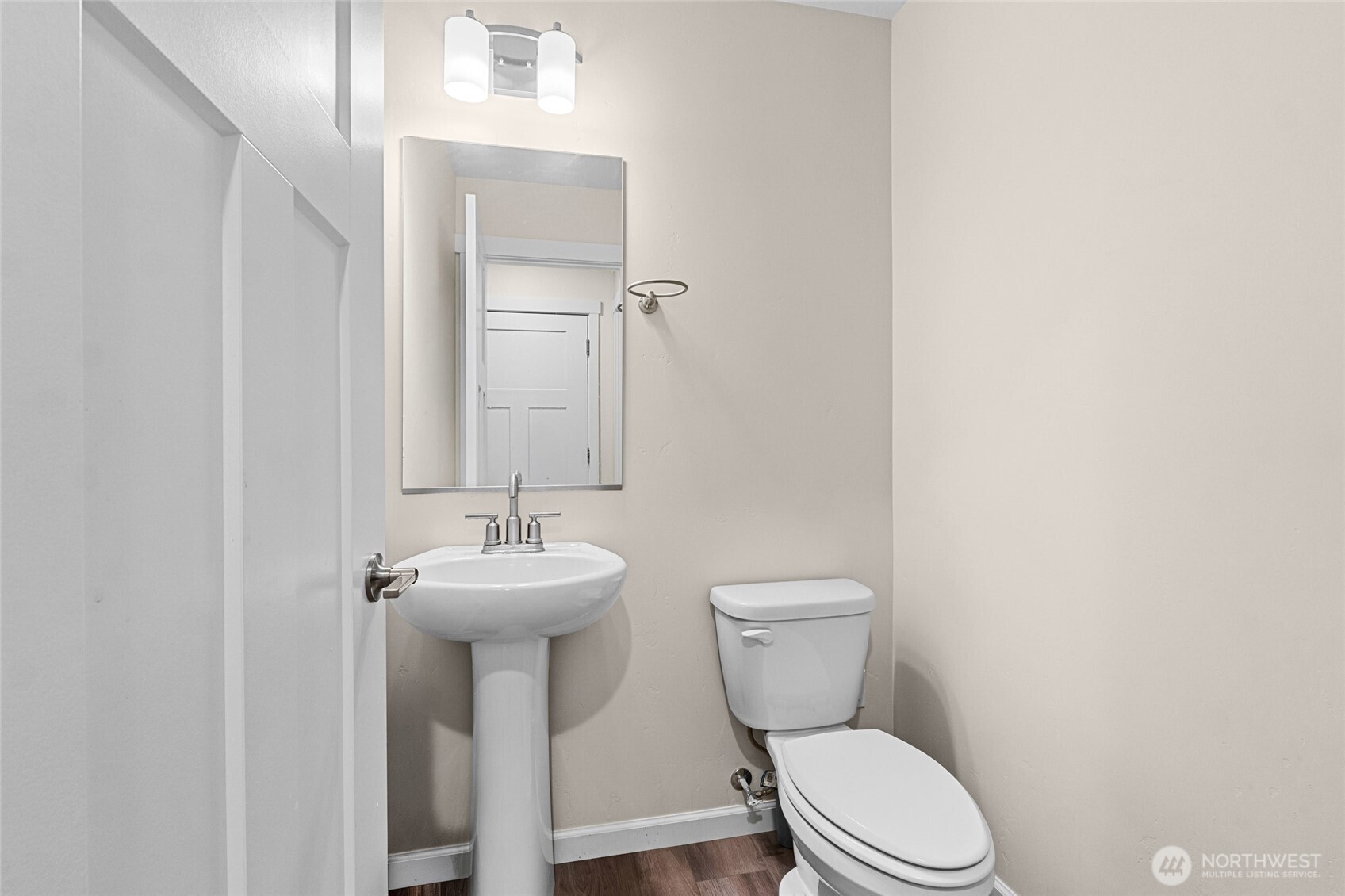 1320 Buckley Way Property Photo 15