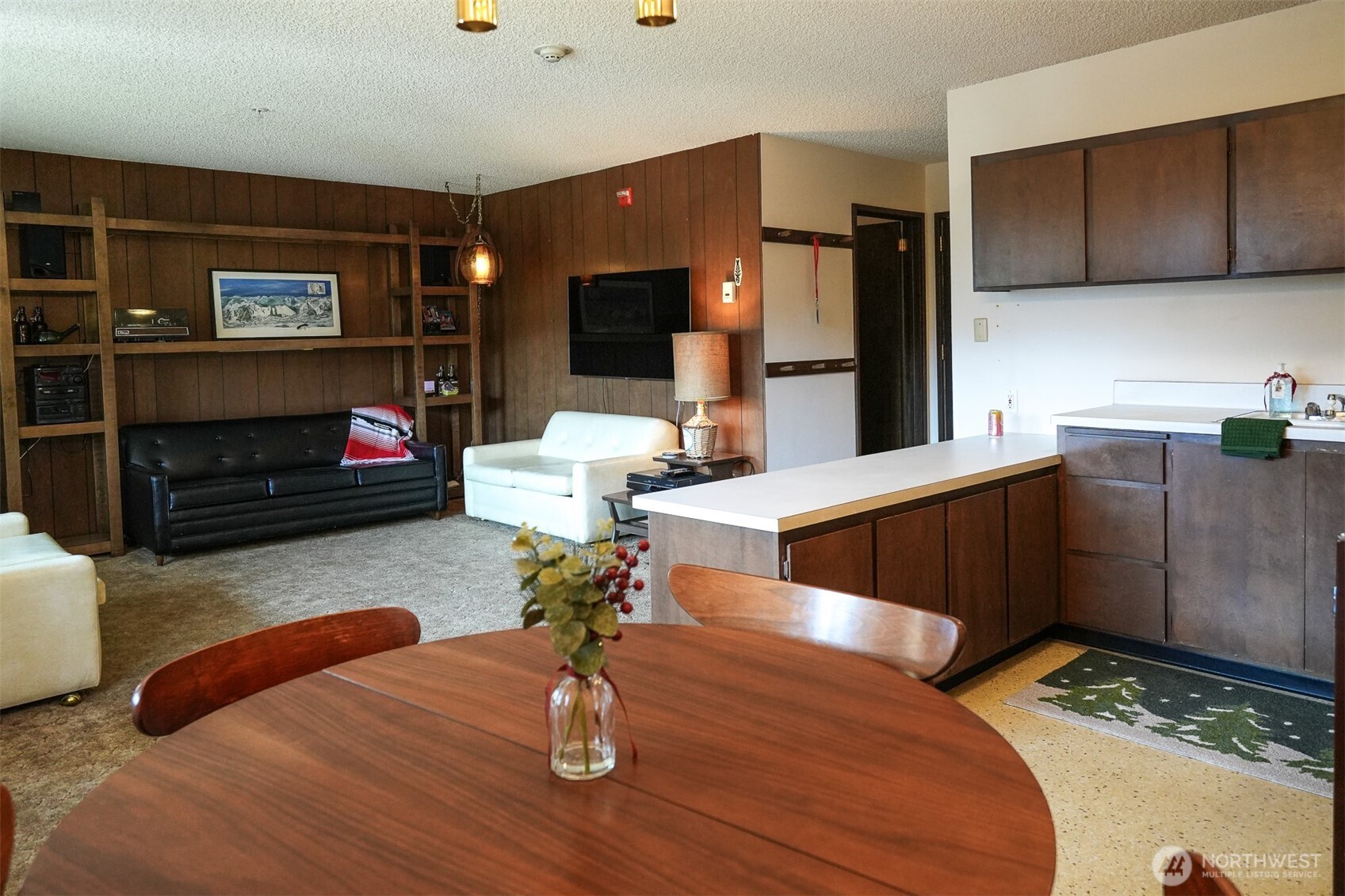 220 Tanner Way 301 Property Photo 8