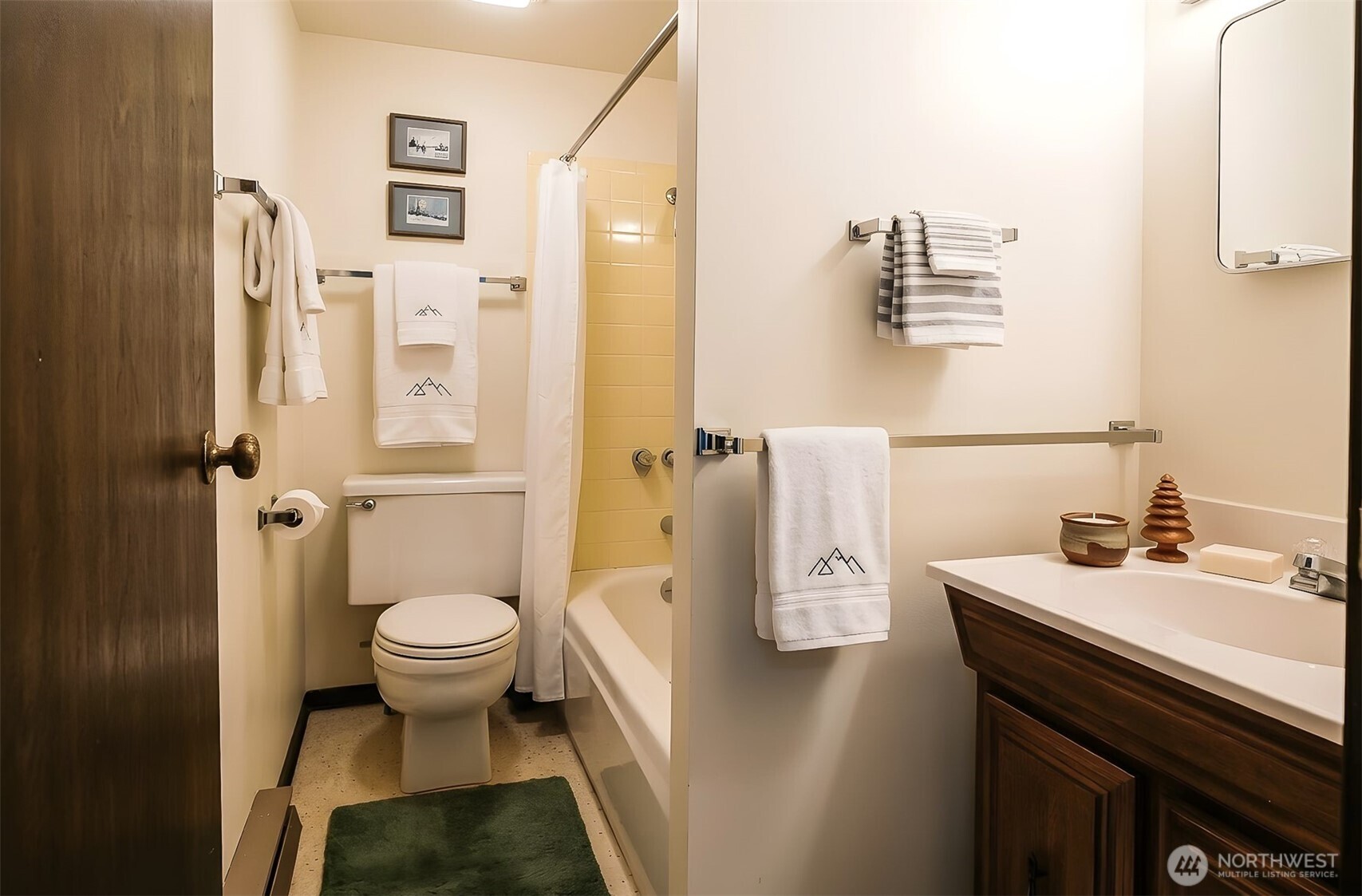 220 Tanner Way 301 Property Photo 17