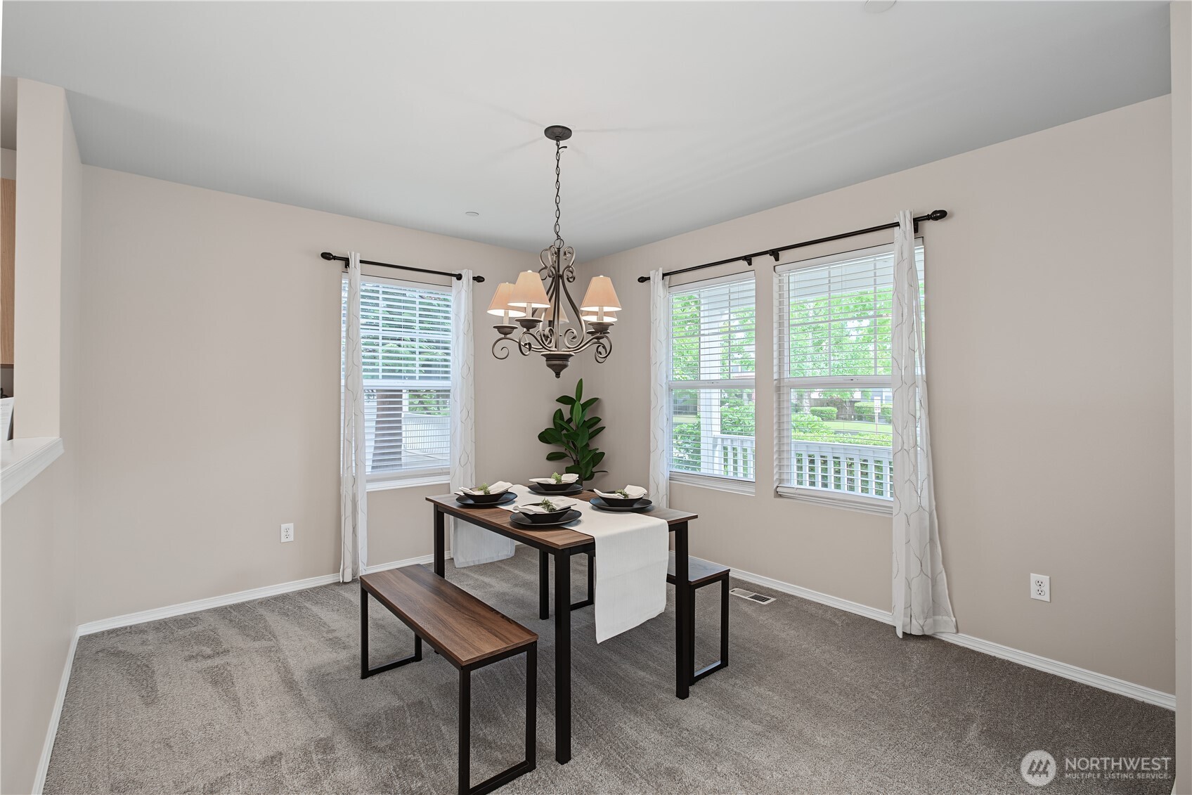 2292 Palisade Boulevard Property Photo 7