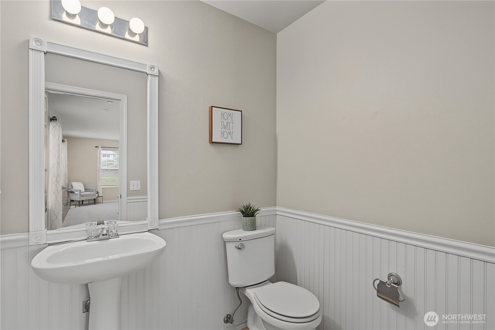 2292 Palisade Boulevard Property Photo 14