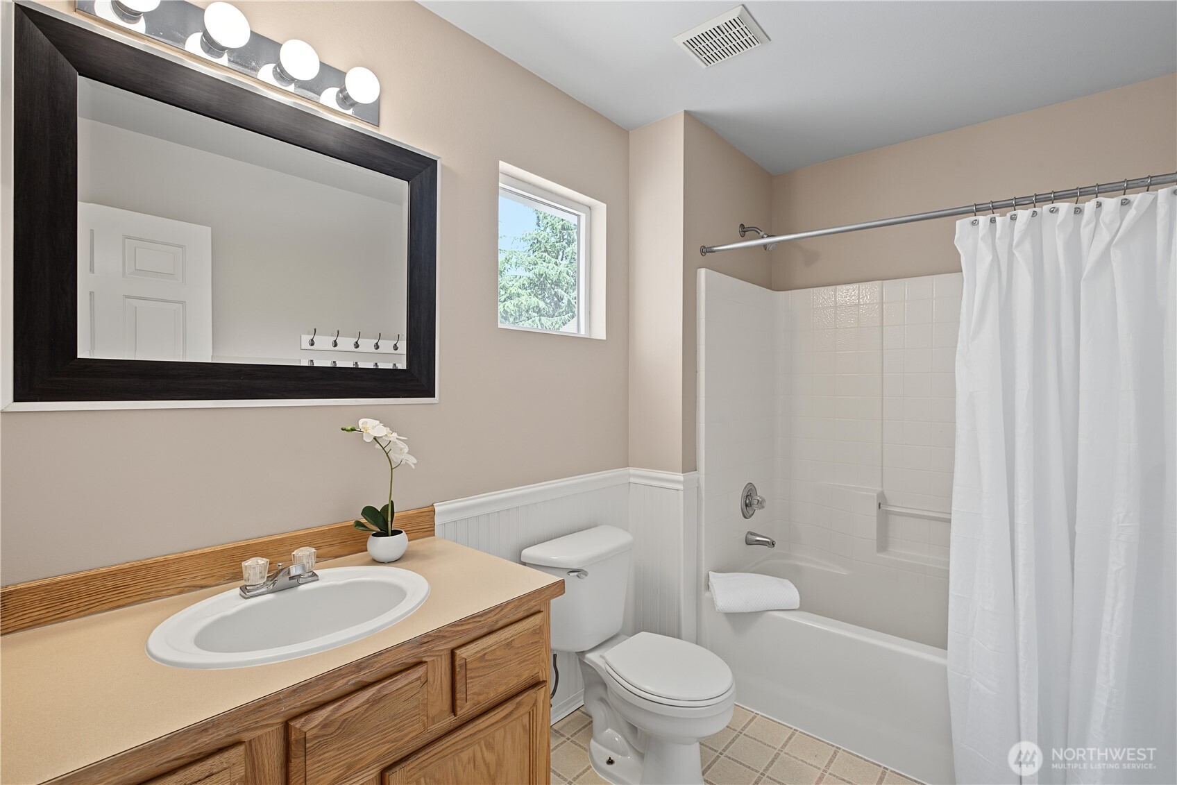 2292 Palisade Boulevard Property Photo 24