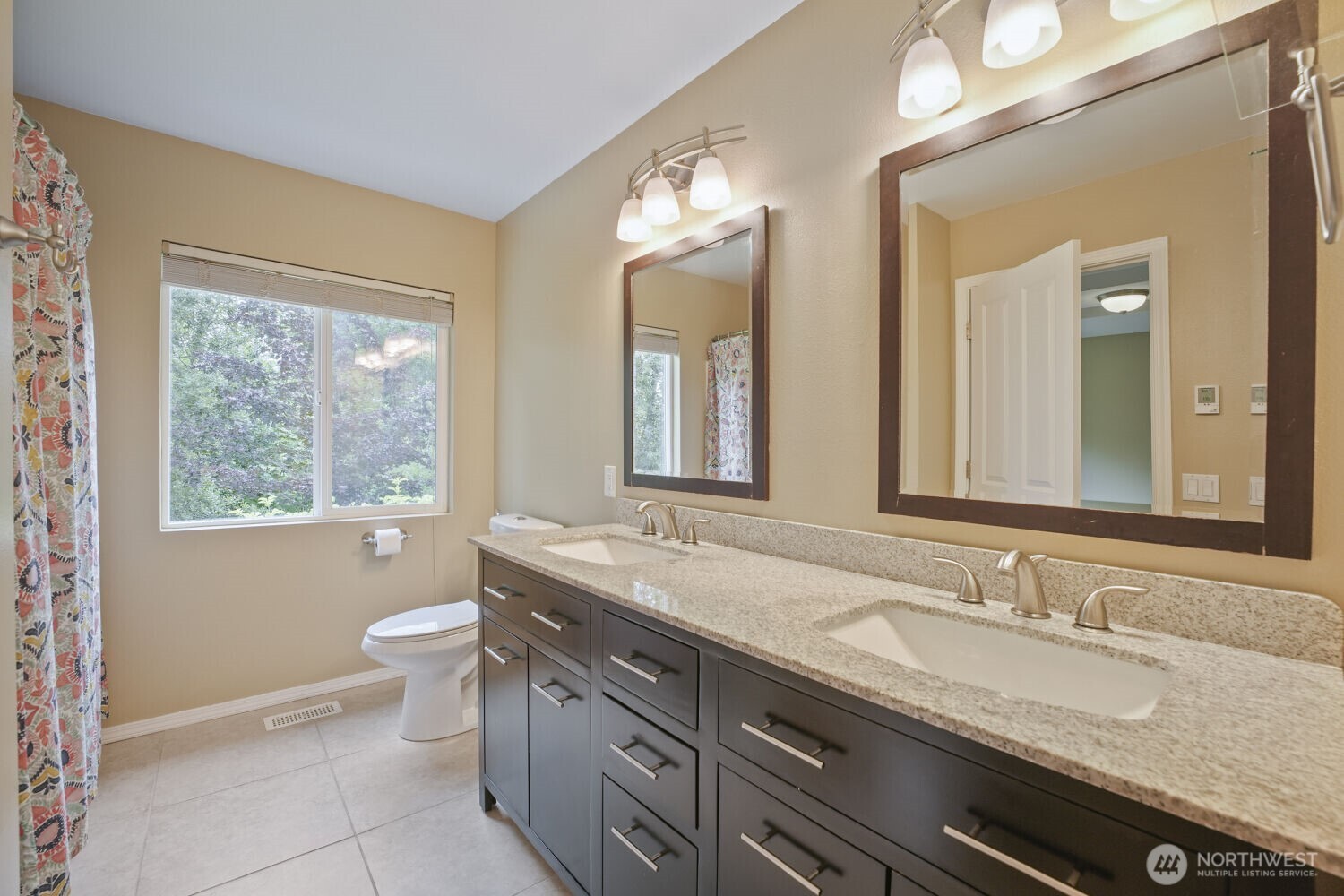 24218 Se 9th Street Property Photo 9
