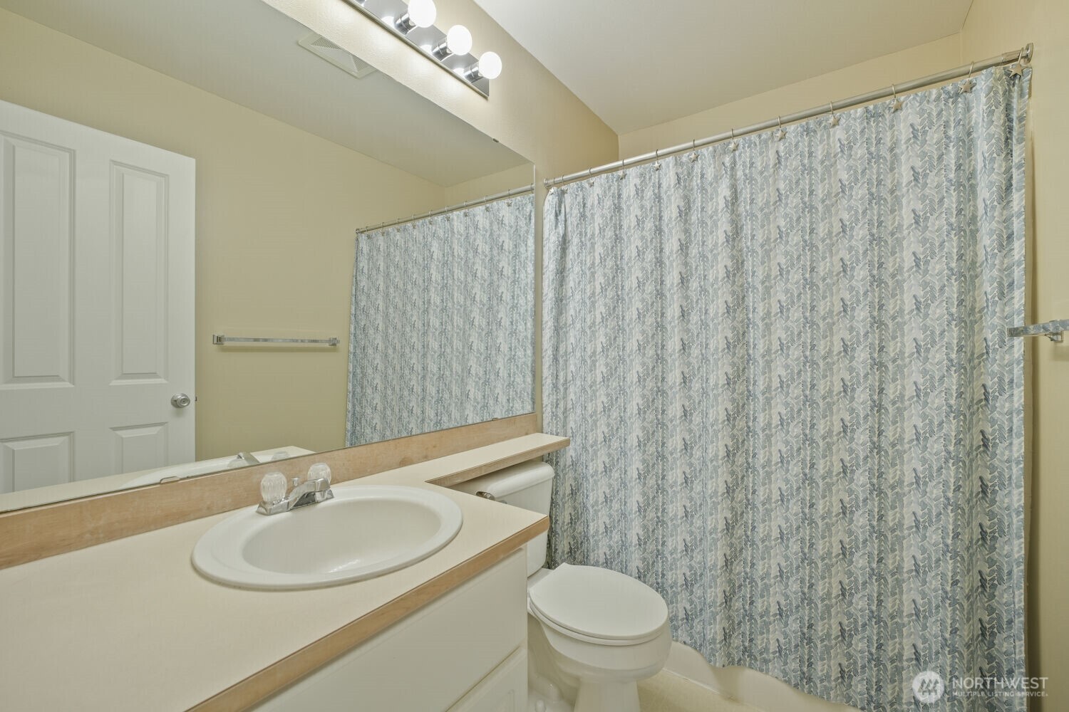 24218 Se 9th Street Property Photo 13