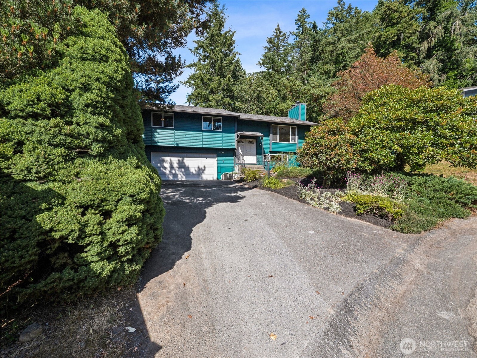 4109 60th Street Ct Property Photo 1
