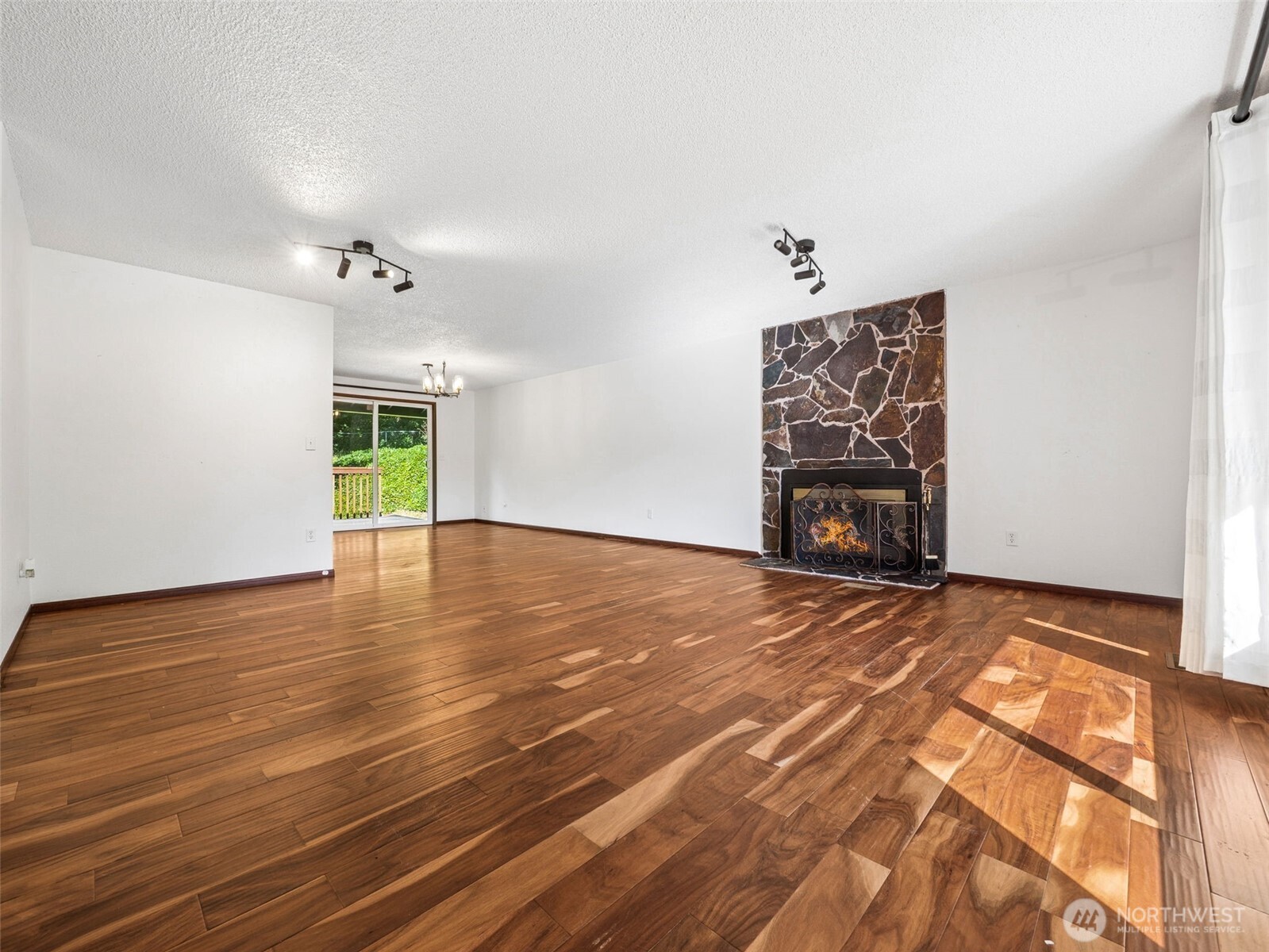 4109 60th Street Ct Property Photo 7