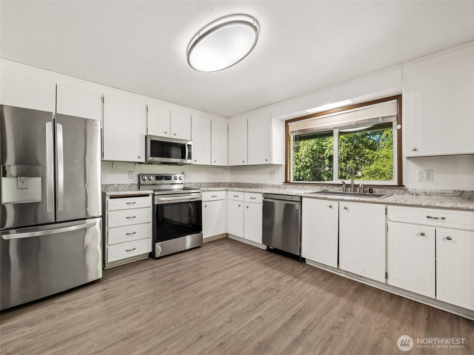 4109 60th Street Ct Property Photo 9