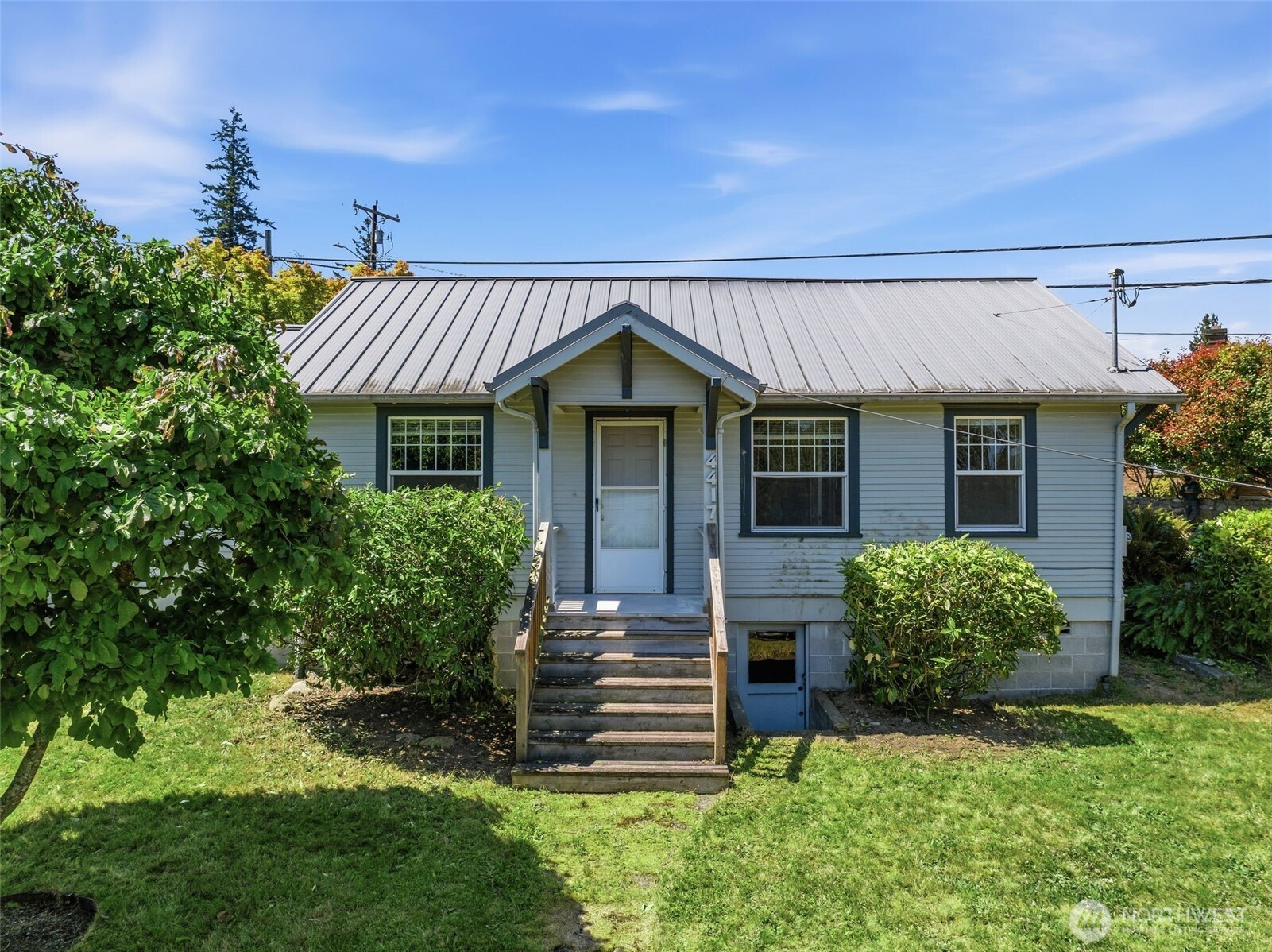 4417 Seahurst Avenue Property Photo 1